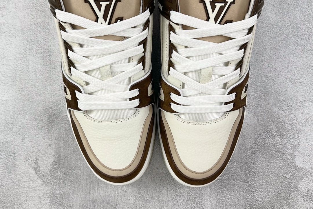 S VUITTON Trainer 摩卡色 1ABLV8