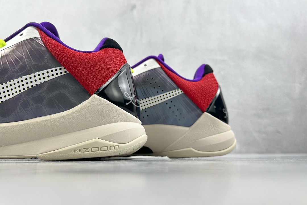 特价 市售最高版本 Nike Zoom Kobe 5白灰绿货号：CD4991-004尺码：36 36.5
