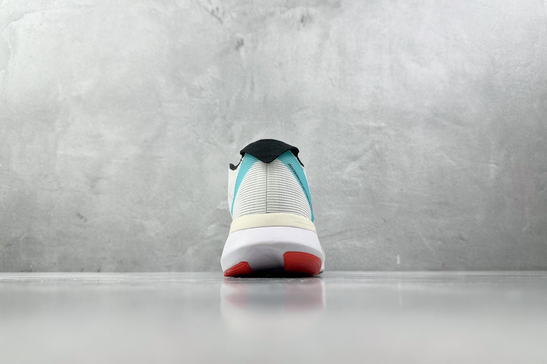 顶级纯原 专业跑鞋 adid Adizero Boston 12 白黑  ID4237