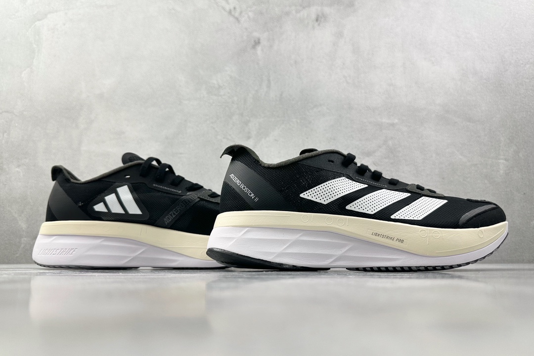顶级纯原 专业跑鞋 adid Adizero Boston 11 黑白色  GX6651