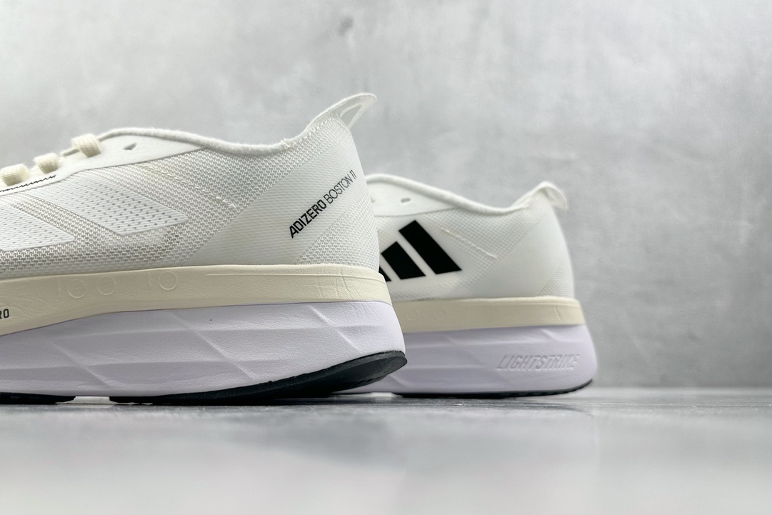 顶级纯原 专业跑鞋 adid Adizero Boston 11 白黑  GY2586