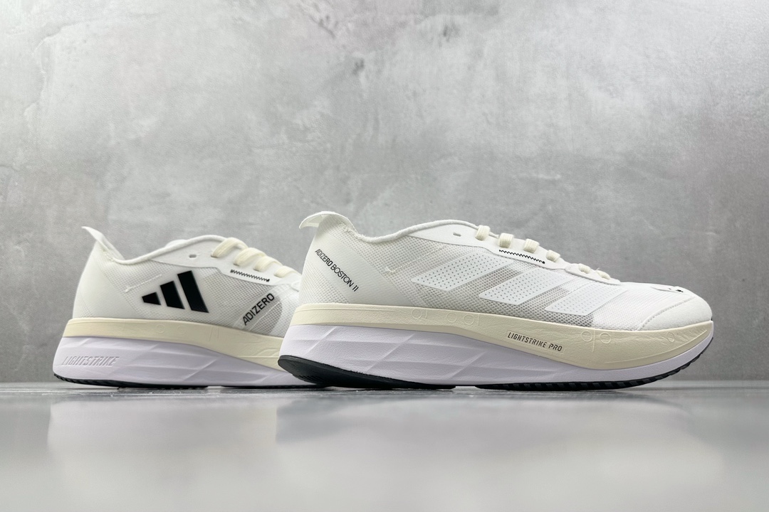 顶级纯原 专业跑鞋 adid Adizero Boston 11 白黑  GY2586