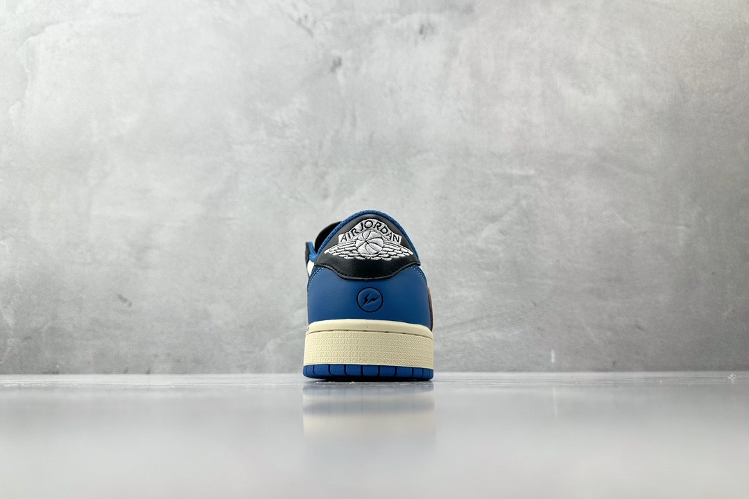 特价 福利特价 口碑神作 Travis Scott x Fragment Design x Jordan