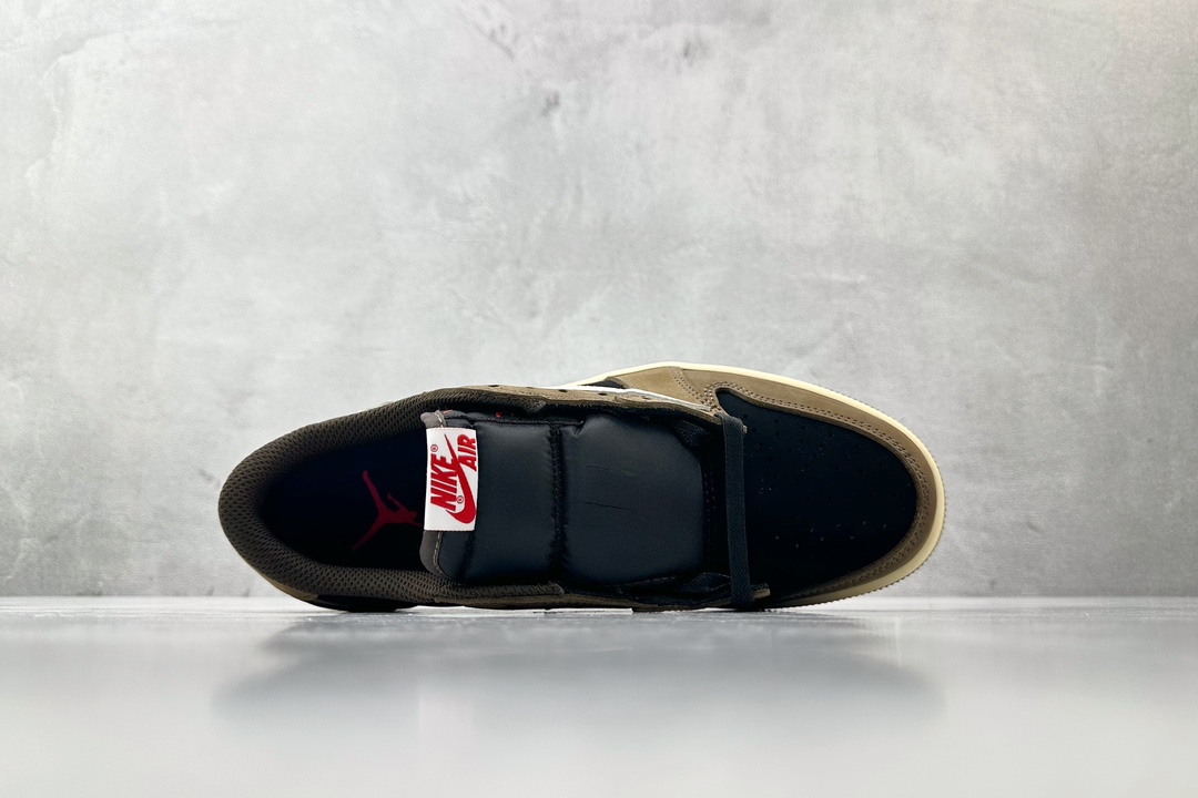 Travis Scott x Jordan Air Jordan 1 Low OG TS SP 倒钩1.