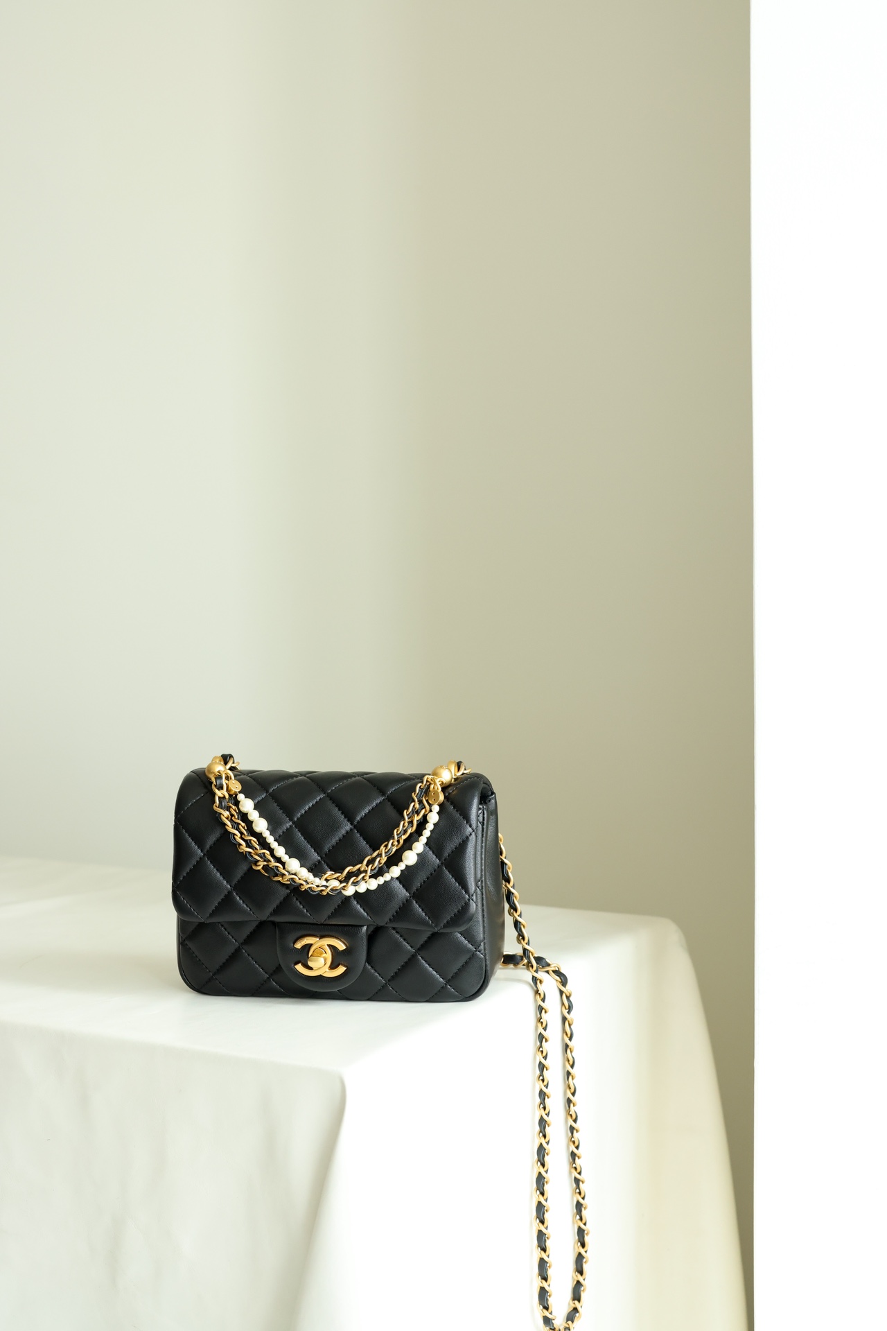 Chanel Crossbody & Shoulder Bags New Designer Replica
 Chains