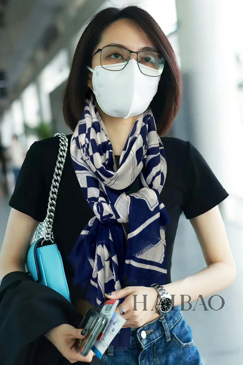 CHANEL香奈儿小香图形组合长巾