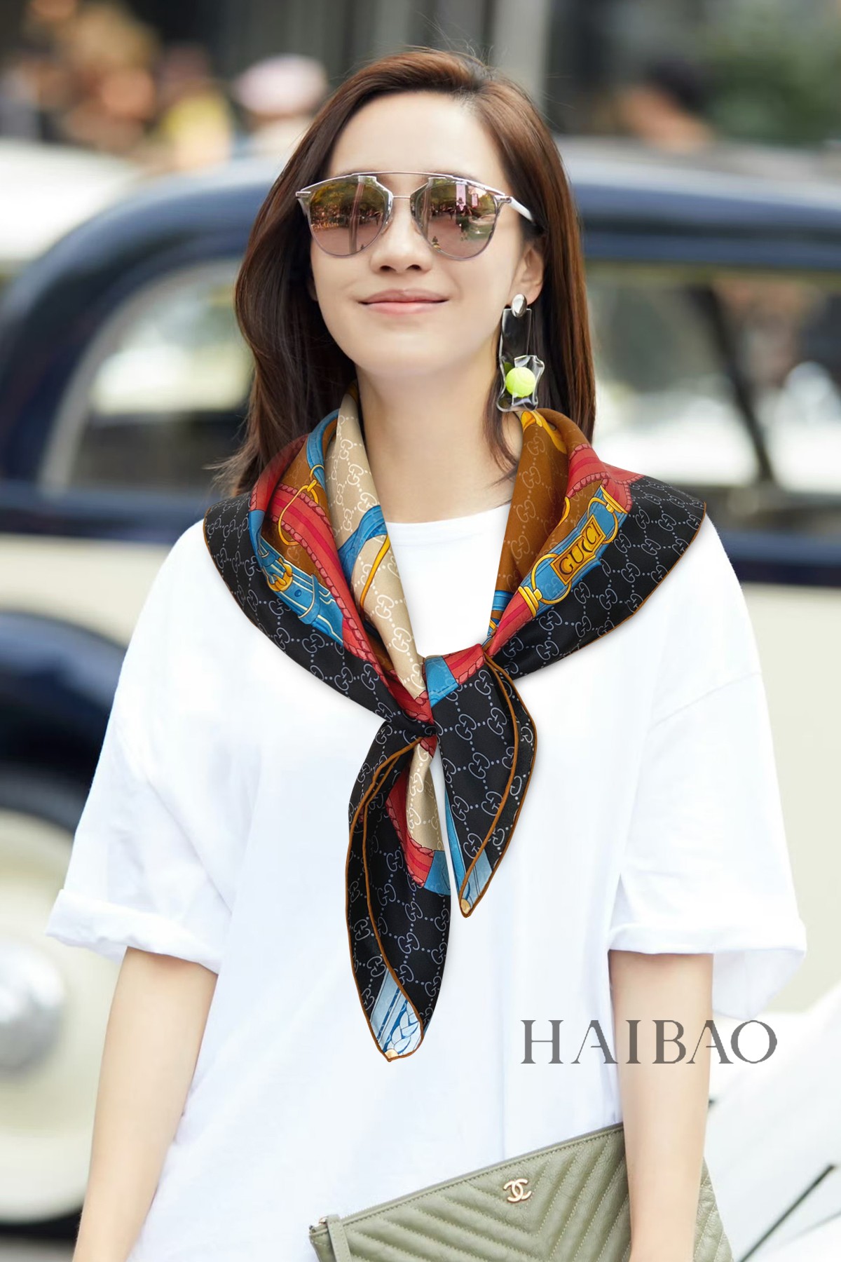 NO:168936,New G home [Double G horse tie print 90] Silk square scarf grabs VIP recommendation. Be sure to start quickly [high-end, love women's beauty, very few goods, you can use it in all seasons to make people very beautiful, the upper body effect is simply beautiful, the quality is perfect, the whole scarf gives people a big brand aura and is very exquisite and beautiful, which is definitely worth buying. Once you get the real thing, you will be glad that you are a beautiful product for women. It is worth evaluating the perfect temperament and taste Ditails' first choice VIPs on 90*90 Top twill silk, high-version scarf, gucci, real silk19860909新G家【双G马衔扣印花90】真丝方巾抢VIP推荐 下手一定要快【高端 大爱女人尤物 货极少 四季都可以用真心美的让人非常非常心动 上身效果简直美翻了 品质非常完美 整个围巾给人大牌气场的同时又非常精致秀丽绝对值得入手的新款 实物一拿到就会庆幸自己是女人的绝美好货 值得品鉴完美气质品味Ditails首选VIP们 上90*90 顶级斜纹真丝,高版本围巾,gucci,real silk,scarf