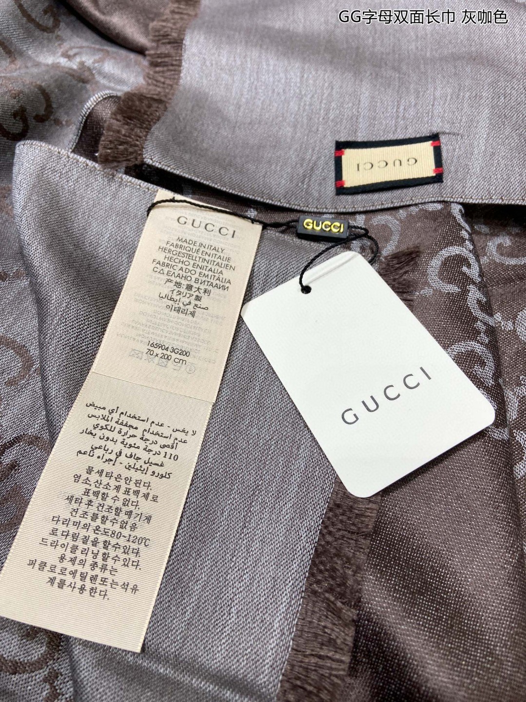 Gucci经典披肩GG字母双面长巾G专柜的常青树款中性款男女都可用品质极好️经典双G提花图案风靡了全世界