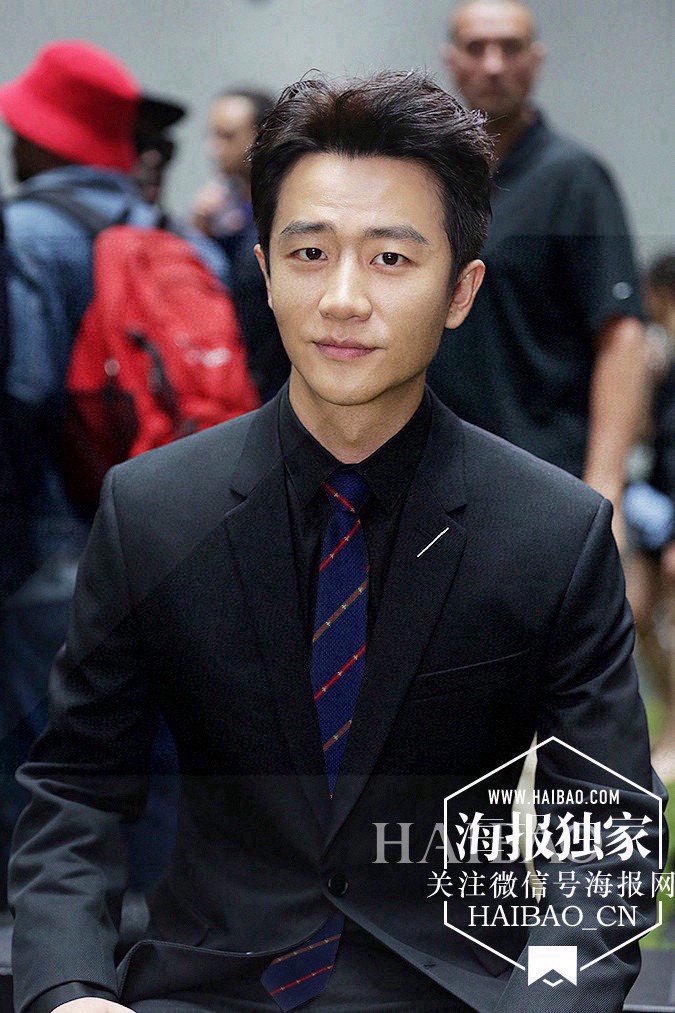 Luxurious Men’s Tie Series: P180 G Male Collection Featuring Animal Bees and Elegant Fashion. - 图片 1