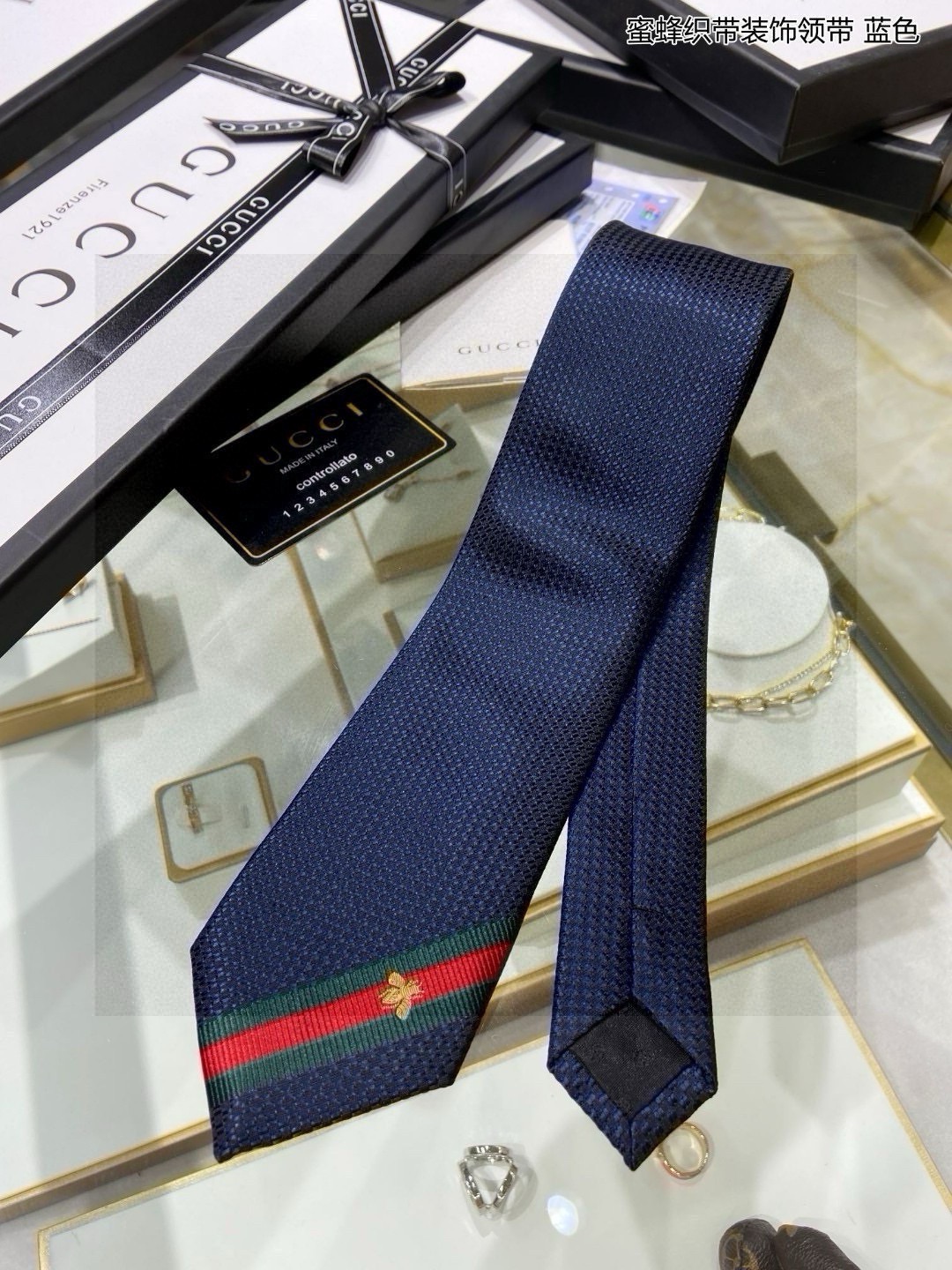 “Unique Men’s Ties: Bee-Inspired Fashion with Fine Handcraft” - 图片 5