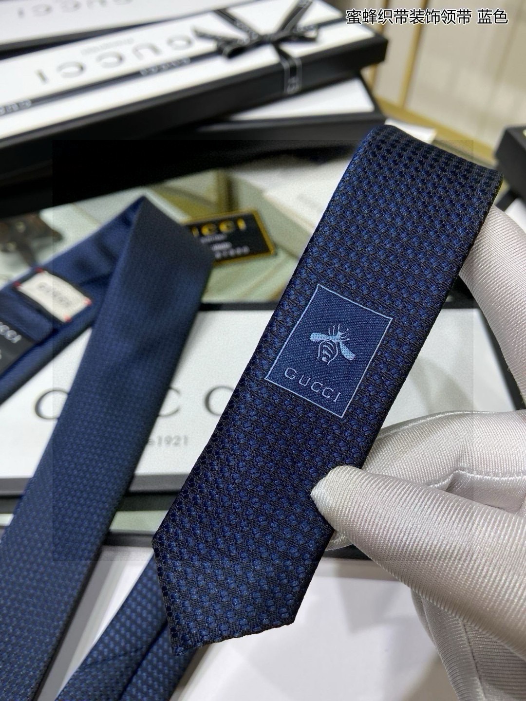 “Unique Men’s Ties: Bee-Inspired Fashion with Fine Handcraft” - 图片 9