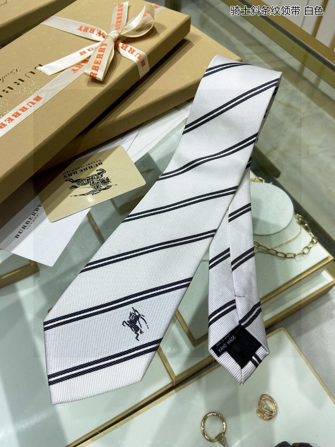 Vintage “B” Counter: Ideal Choice for Men’s Fashion with Top-of-the-Art Silk - 图片 3