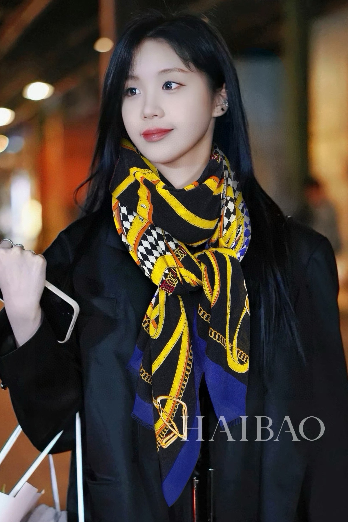 NO:185917,GG cashmere long scarf [GG stirrup chain long scarf] highly recommended heavy-duty imported pure cashmere scarf, the best cashmere fiber, without any variegated color, the best among real luxury goods, the texture looks more luxurious, the feel is great, the texture is not to be described in more detail. I just want to say that if you meet it, you are lucky to meet it, the size is 110*200cm, selected pure cashmere high-version scarf, high-version scarf19860909GG羊绒长巾【GG马镫链条长巾】极力推荐款重磅进口纯羊绒围巾,最好的羊绒纤维,没有一丝杂色,真正的奢侈品中的极品,质感显得更加奢华,手感棒极了质感品质不想多做描述 只想说,能遇到就是幸运尺寸110*200cm,精选纯羊绒高版本围巾,高版本围巾,scarf