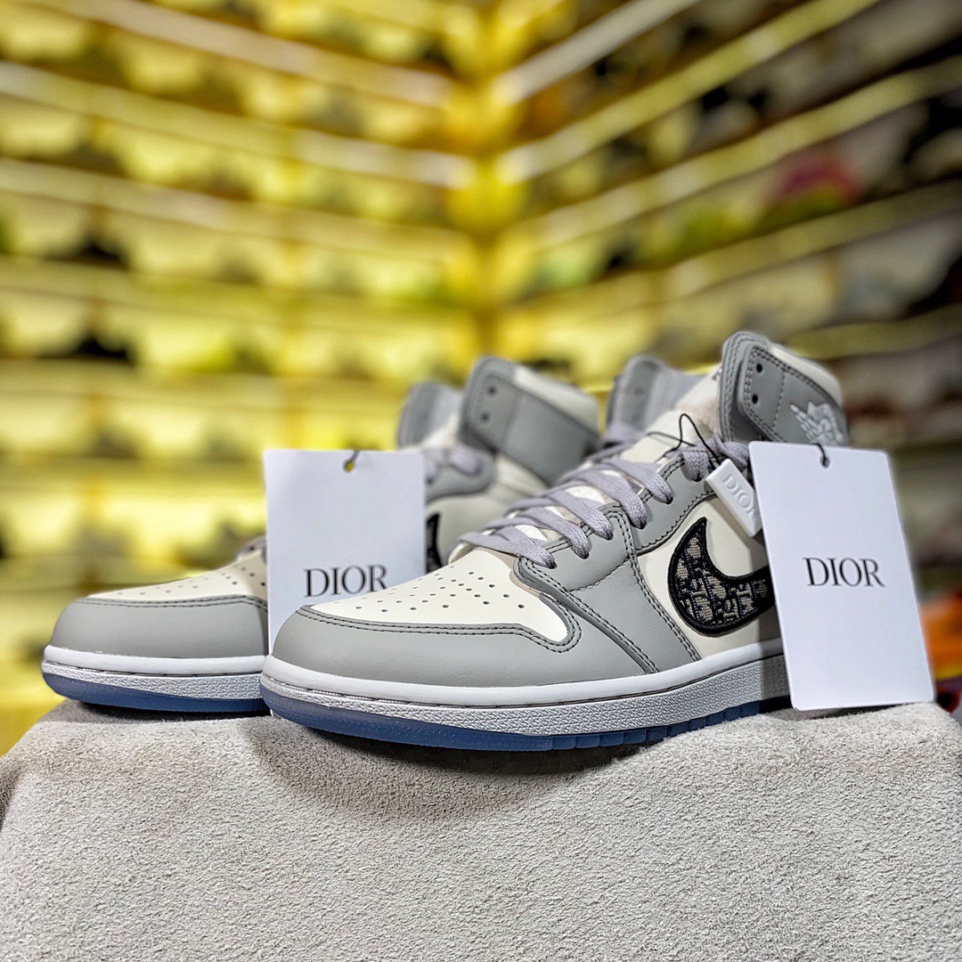 [AJ Men