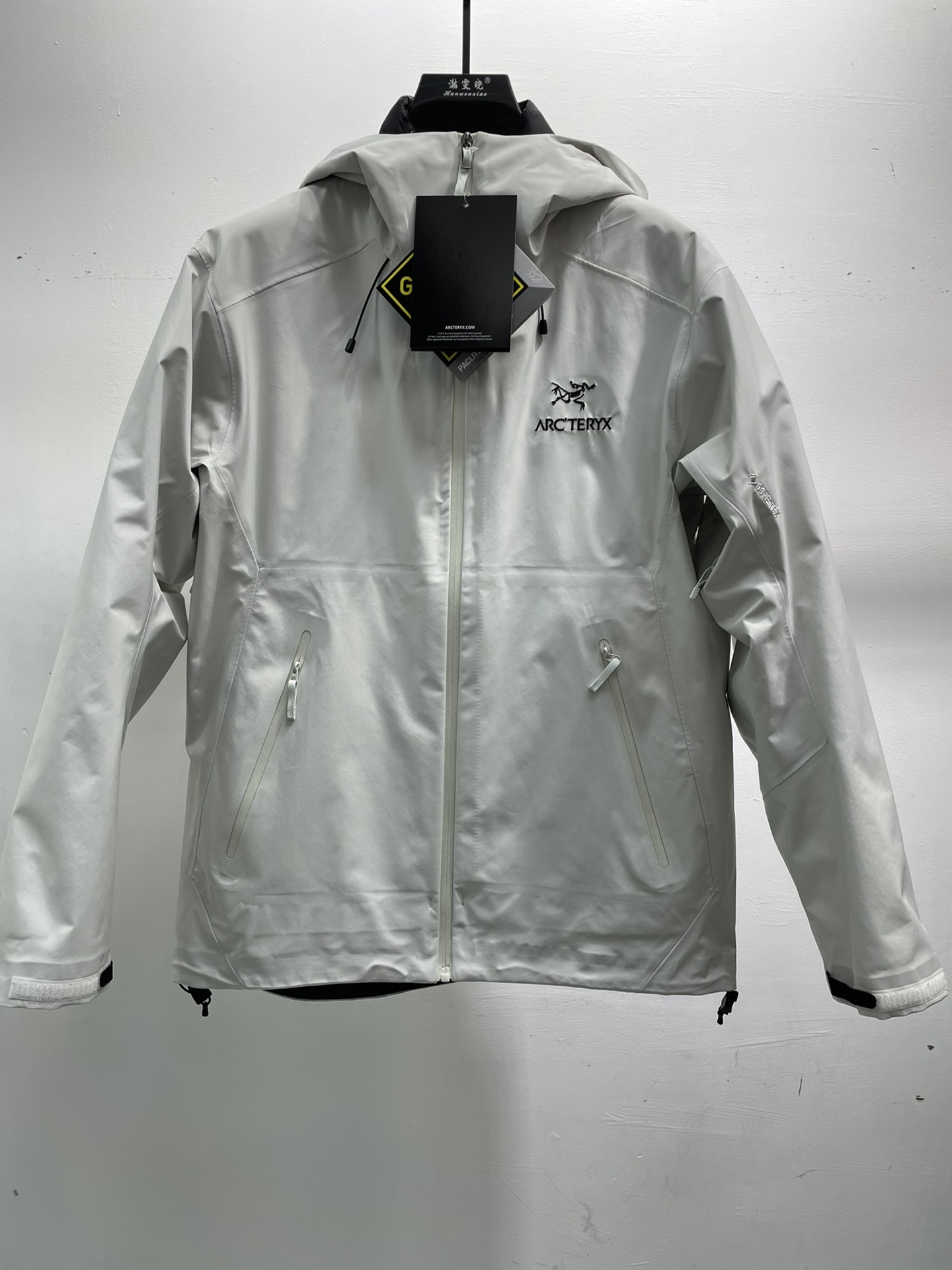 Arc’teryx Perfect
 Clothing Coats & Jackets Down Jacket Blue Splicing Men
