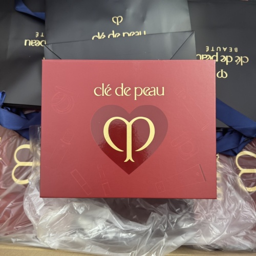 Clé de Peau Beauté Base Makeup Gift Set - Primer 37ml+5*12ml - With Gift Bag