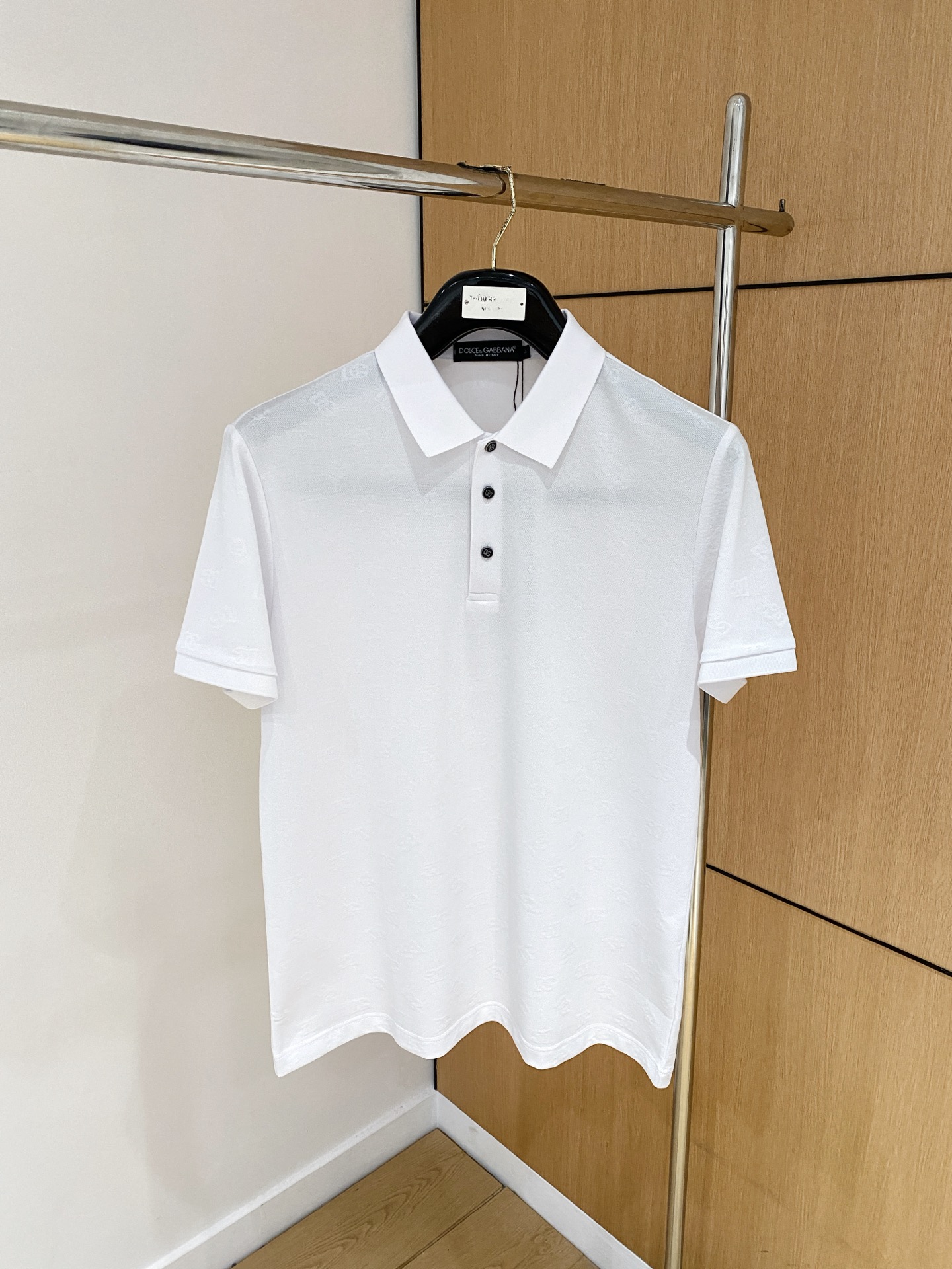 NO:150660,DG, 2025 summer new polo short-sleeved hexagonal bead floor cotton, breathable and comfortable, delicate and soft, skin-friendly and comfortable. Number of codes M-3XL, Dolce&Gabbana, T-shirt, alexander wang19860909DG、2025夏季新款polo短袖 六角珠地棉 透气舒适度高,手感细腻柔软,亲肤舒适 码数M-3XL,,Dolce&Gabbana,T-shirt,alexander wang,Men's clothing