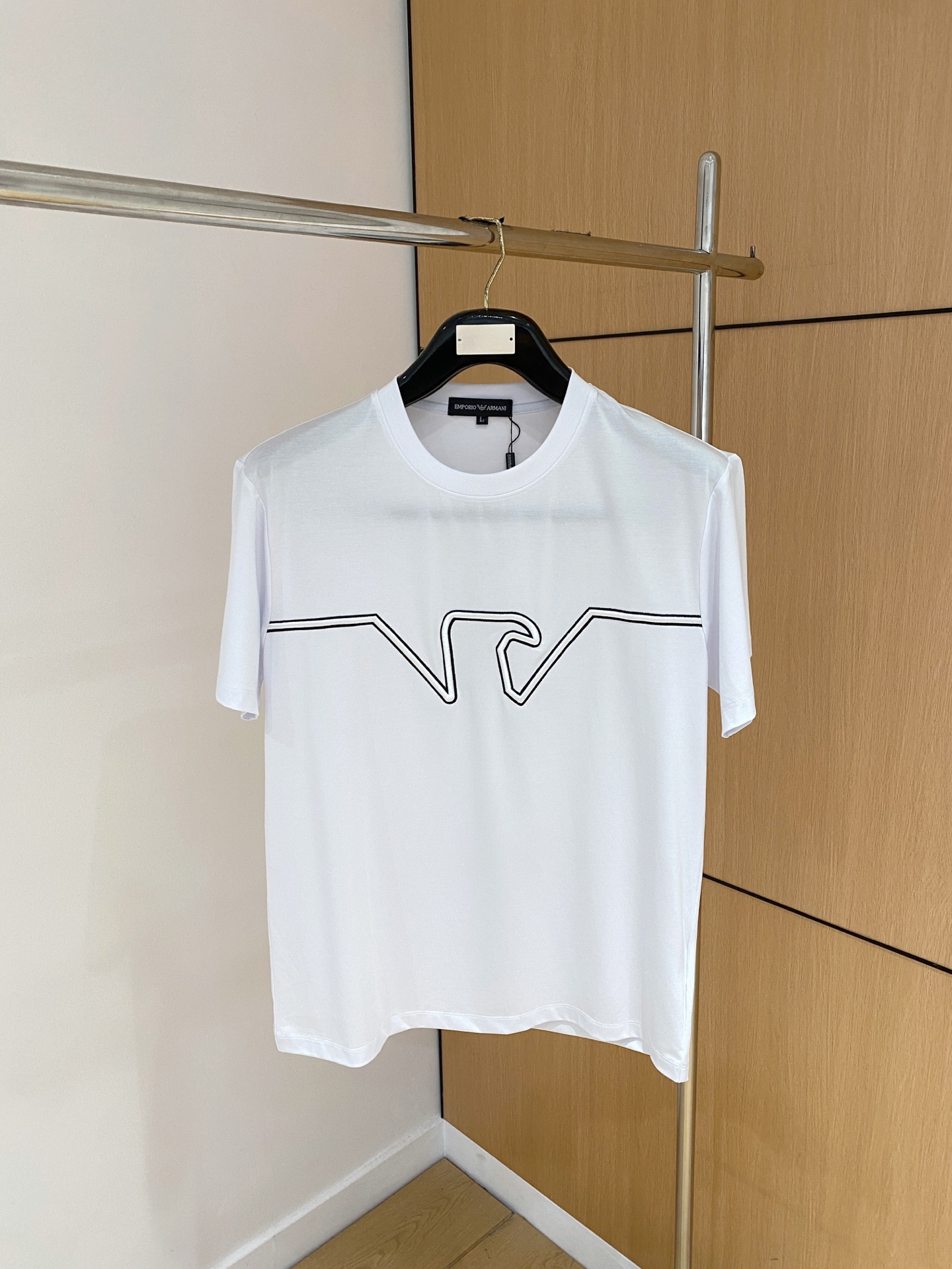 NO:162781,Armani, the latest short-sleeved T-shirt in 2025, top printed letter pattern logo on the chest, fabric cotton comfortable and soft, handsome and fashionable, size M-3XL,,armani, T-shirt,tees, t-shirt,alexander wang19860909阿玛尼、2025最新款短袖T恤,胸前顶级印花字母图案logo,面料棉 舒适柔软,帅气时尚,码数M-3XL,,armani,T-shirt,tees，t-shirt,alexander wang,Men's clothing