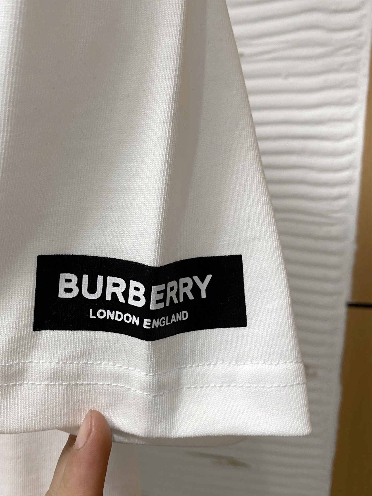 Burberry  T恤服装 6