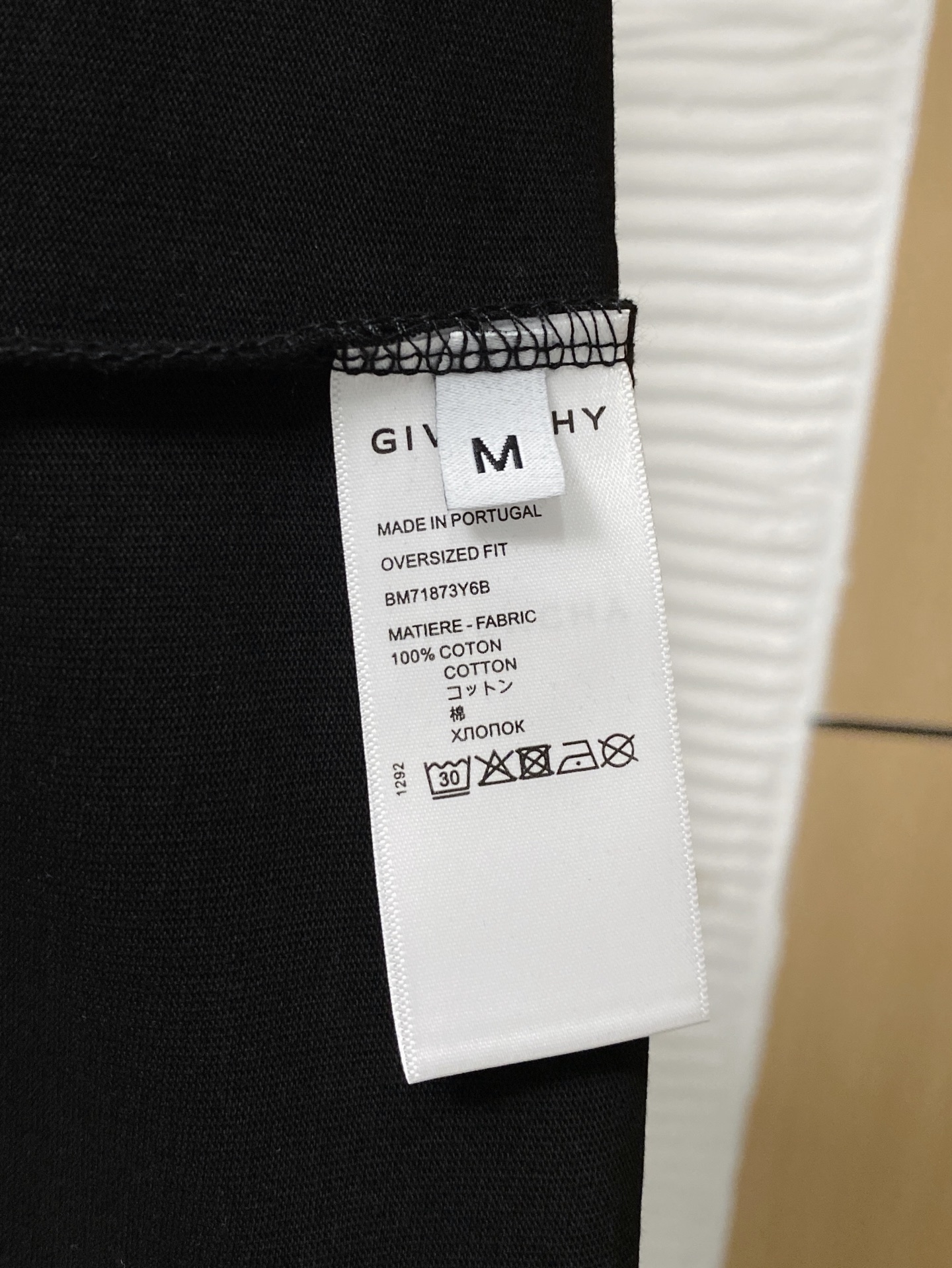 GIVENCHY  T恤服装 7