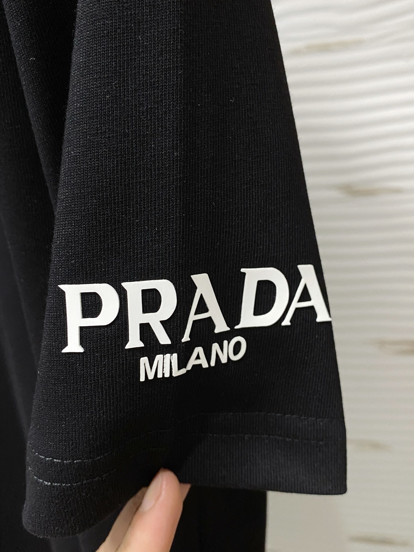 Prada  T-Shirt服装 6