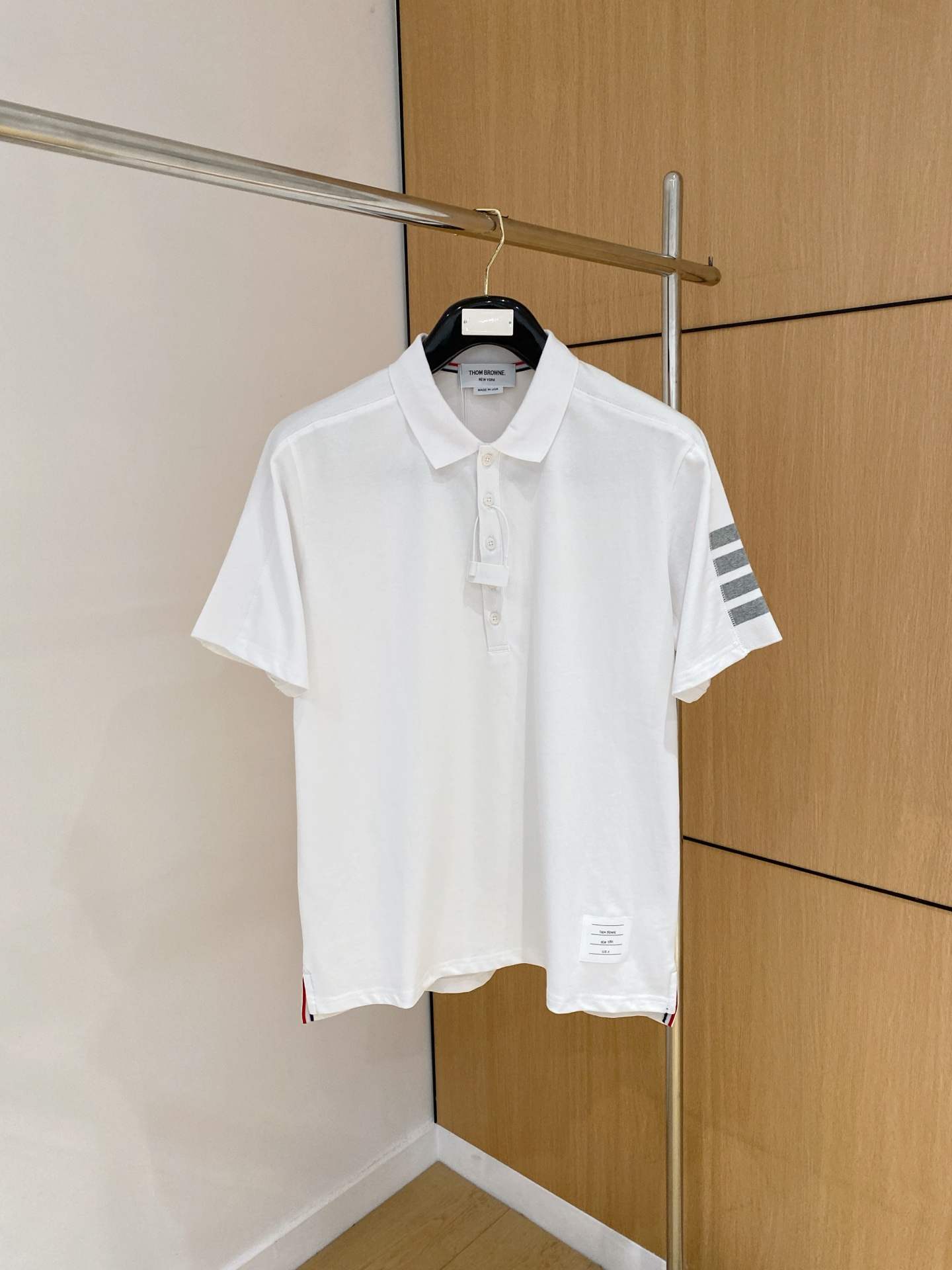 NO:523502,TB, 2025 latest polo shirt, top printed letter pattern logo on the chest, fabric cotton, comfortable and soft, handsome and fashionable, size 0-4,,alexander wang19860909TB、2025最新款polo衫,胸前顶级印花字母图案logo,面料棉 舒适柔软,帅气时尚,码数0-4,,alexander wang,Men's clothing