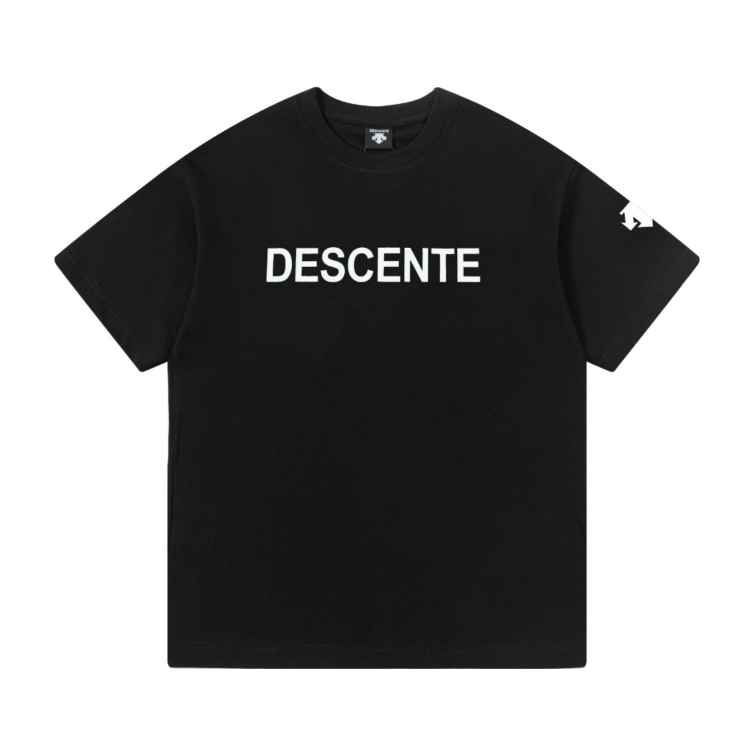 K466# 💰70
Descente / 迪桑特专柜经典基础款康丽直喷印花升级男女情侣百搭同款短袖T恤
重磅270G定制32支原版面料,采用定制定染高克重原版面料,螺纹舒适不变形,质感无敌
-1:1原版开模,ZP开发,完美还原原版,大厂制作,非市面小厂出品,精细走线,顶级工艺欢迎对比
-领标,吊牌,洗水标定制全套辅料
-专属Logo包装
颜色 :白色 黑色
码数:S M L XL
尺码 胸围 衣长 肩宽
S 112 70 56
M 116 72 58
L 120 74 60
XL 124 76 62