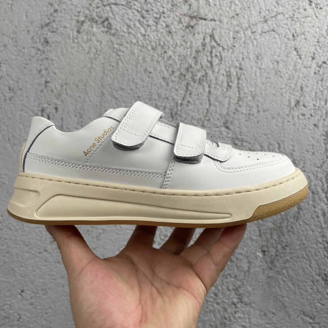 Acne Studios Zapatos Zapatillas de monopatín Blanco Parte superior baja