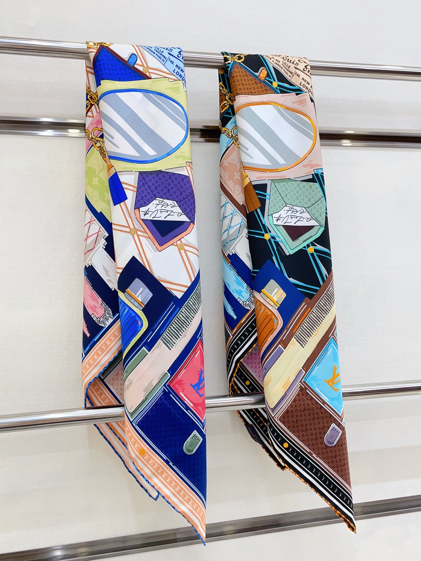 ✨✨【16姆米 单面】上身效果疯狂的喜欢❗️专柜也是刚刚上架的，L*最最新款~非常有看头，L的这类元素一