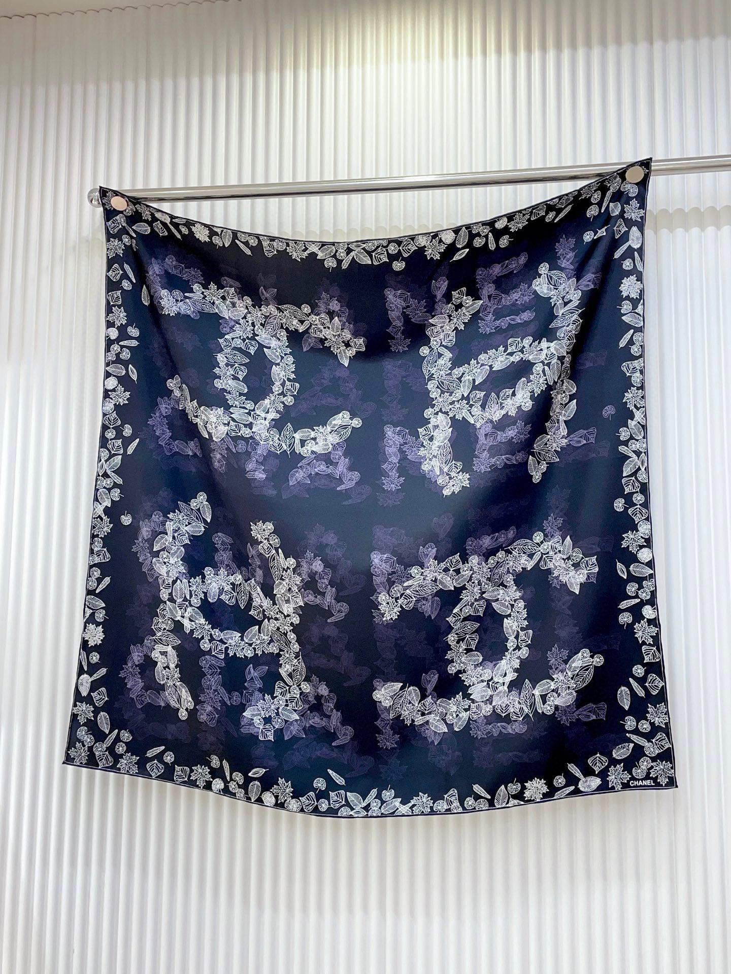 ✨✨【18姆米 双面同色】新款小香【碎花组合】‼️美翻了流泪御用殿堂级极品‼️经典元素图案设计风格❗️美