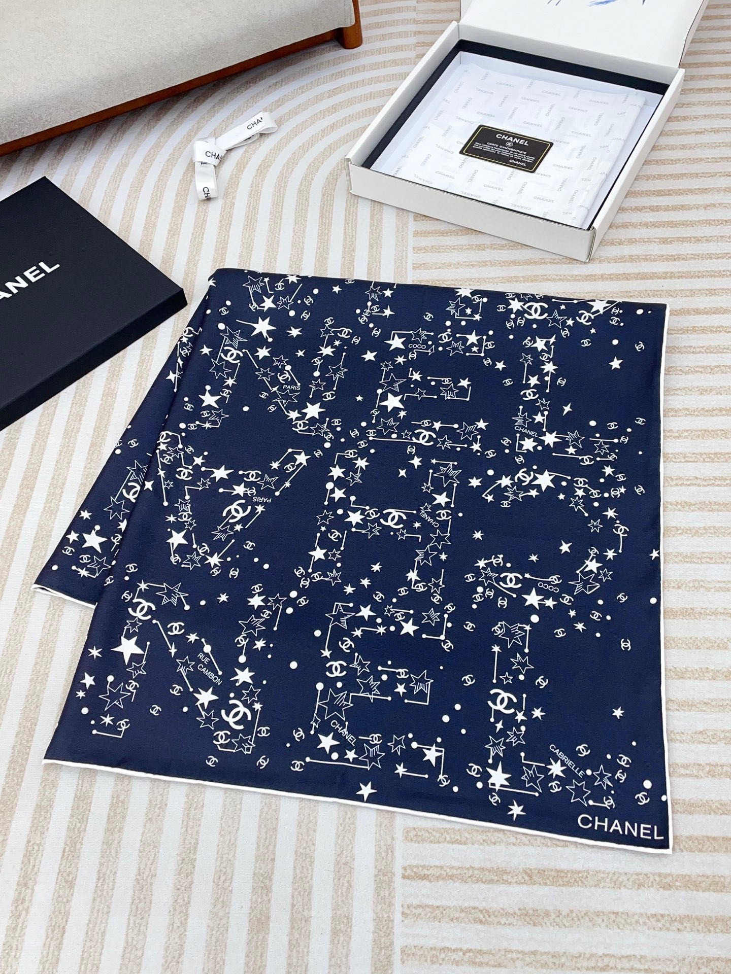 ✨✨【18姆米 双面同色】新款小香【星空组合】‼️美翻了流泪御用殿堂级极品‼️经典元素图案设计风格❗️美