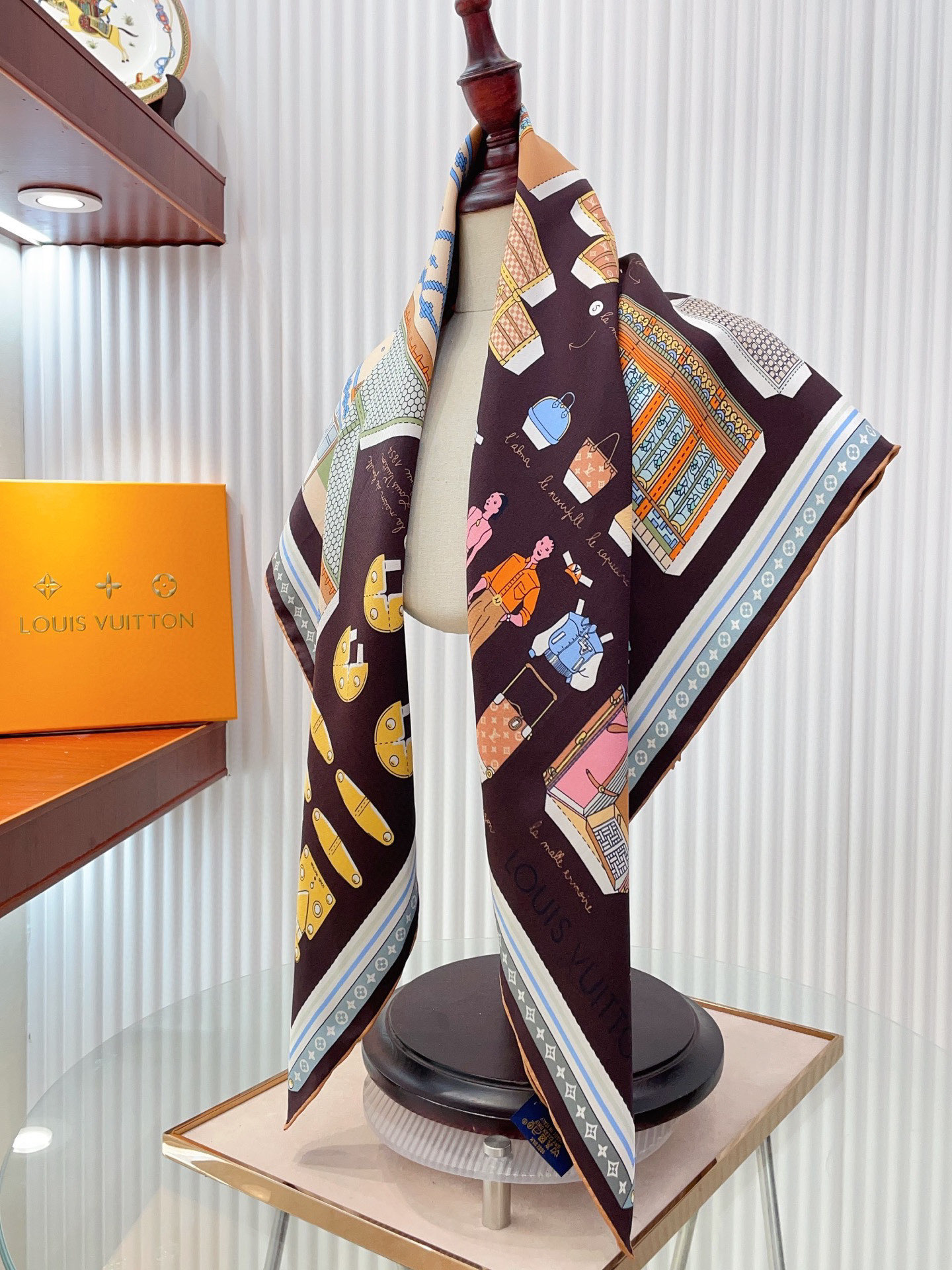 [LV Scarves]