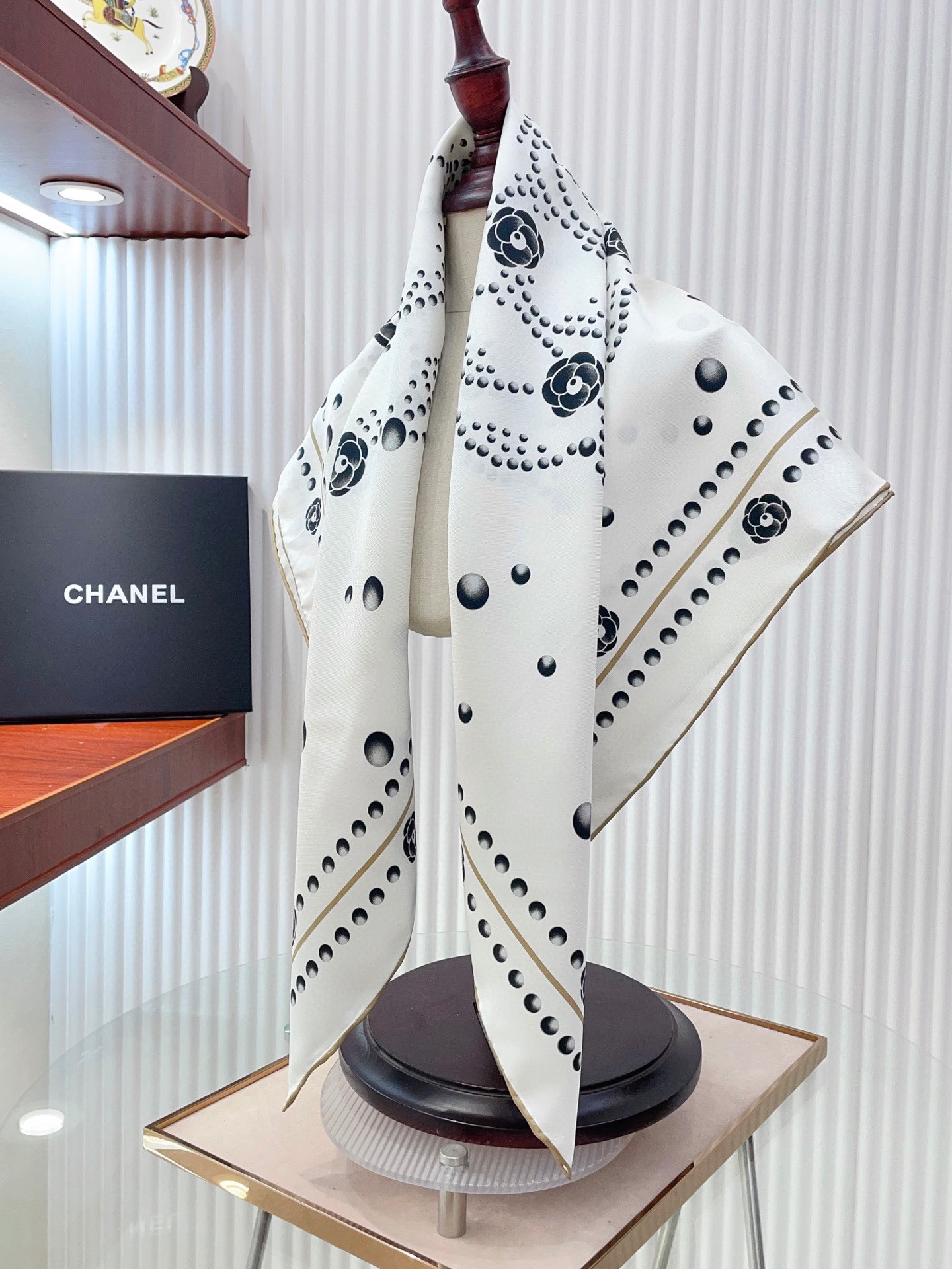 [Chanel Scarves]