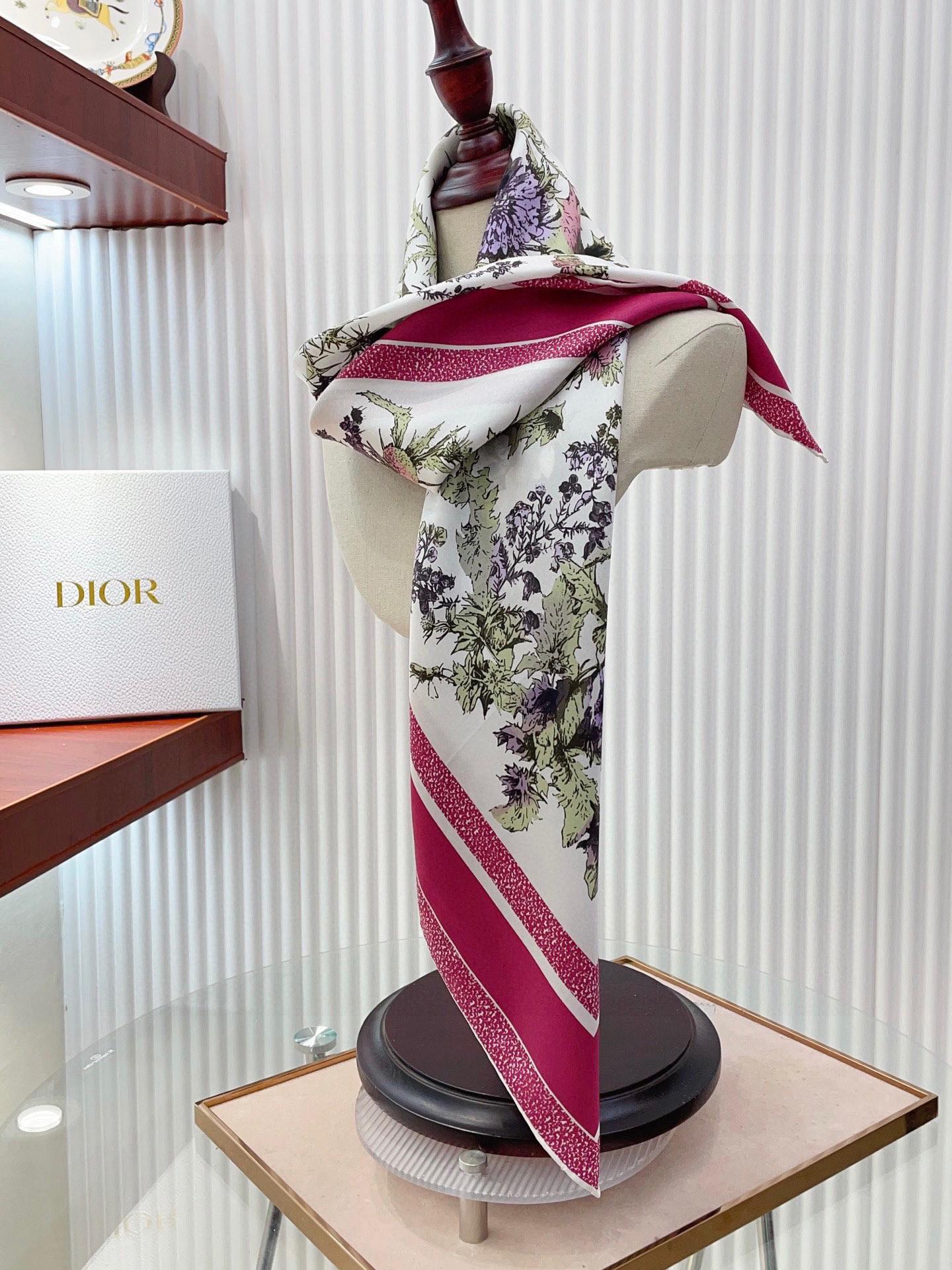 ✨✨【18 姆米 双面同色】高级感爆棚❗️CD【花朵🌺元素90】高级时髦风‼️配色非常考究，图案匠心，上
