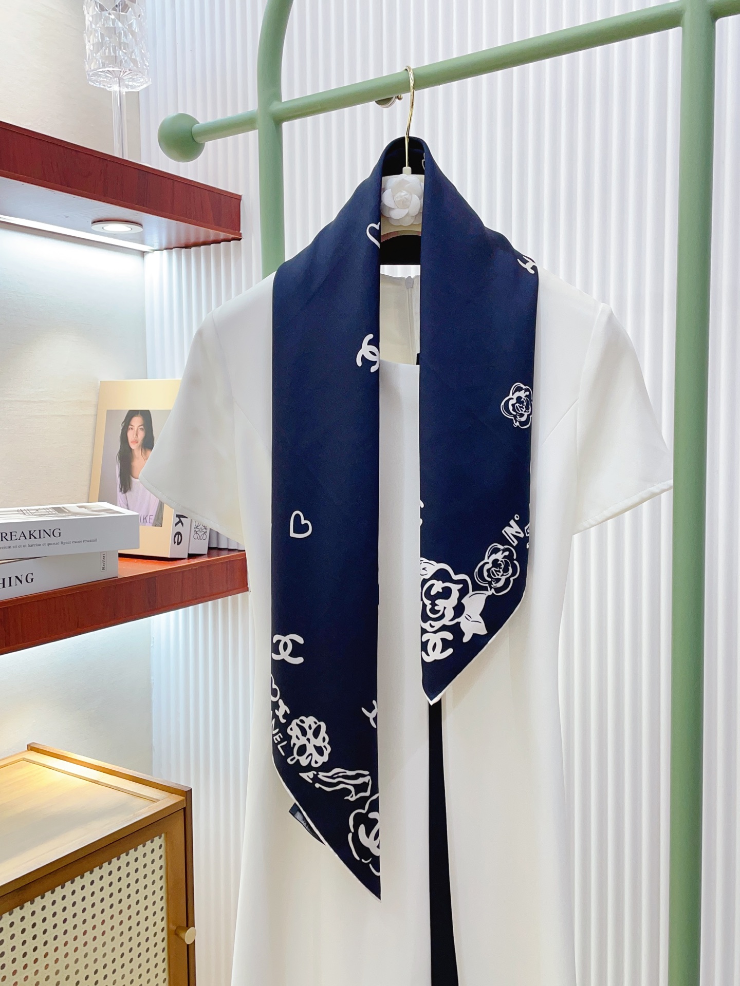 ✨✨【18姆米 双面同色】新款小香【产品组合】‼️美翻了流泪御用殿堂级极品‼️经典元素图案设计风格❗️美