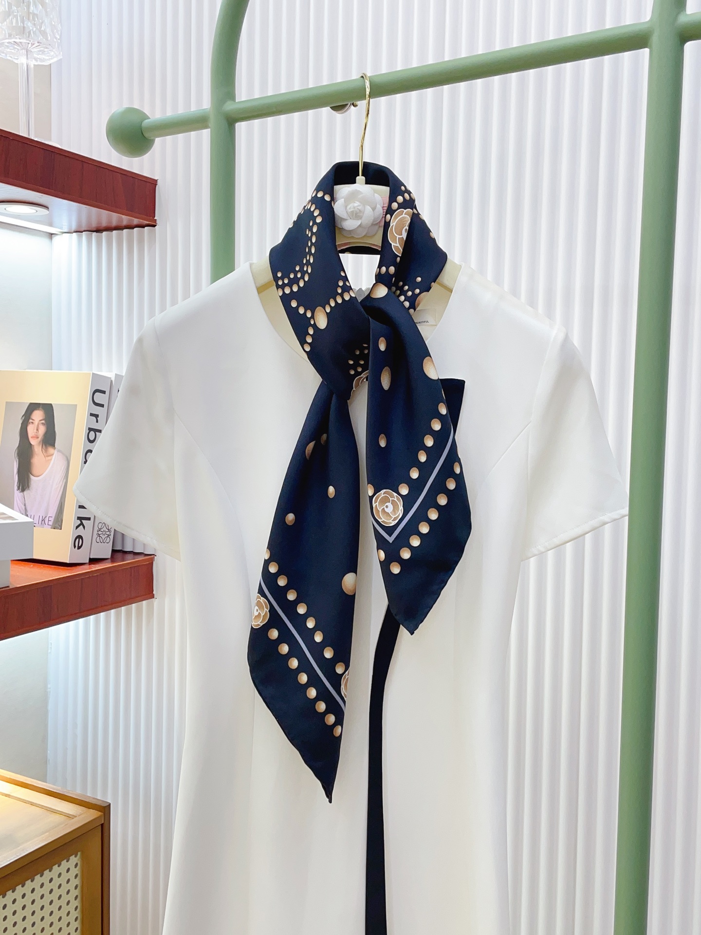 ✨✨【18姆米 双面同色】新款小香‼️美翻了流泪最新御用殿堂级极品‼️经典元素图案设计风格❗️美丽至极 