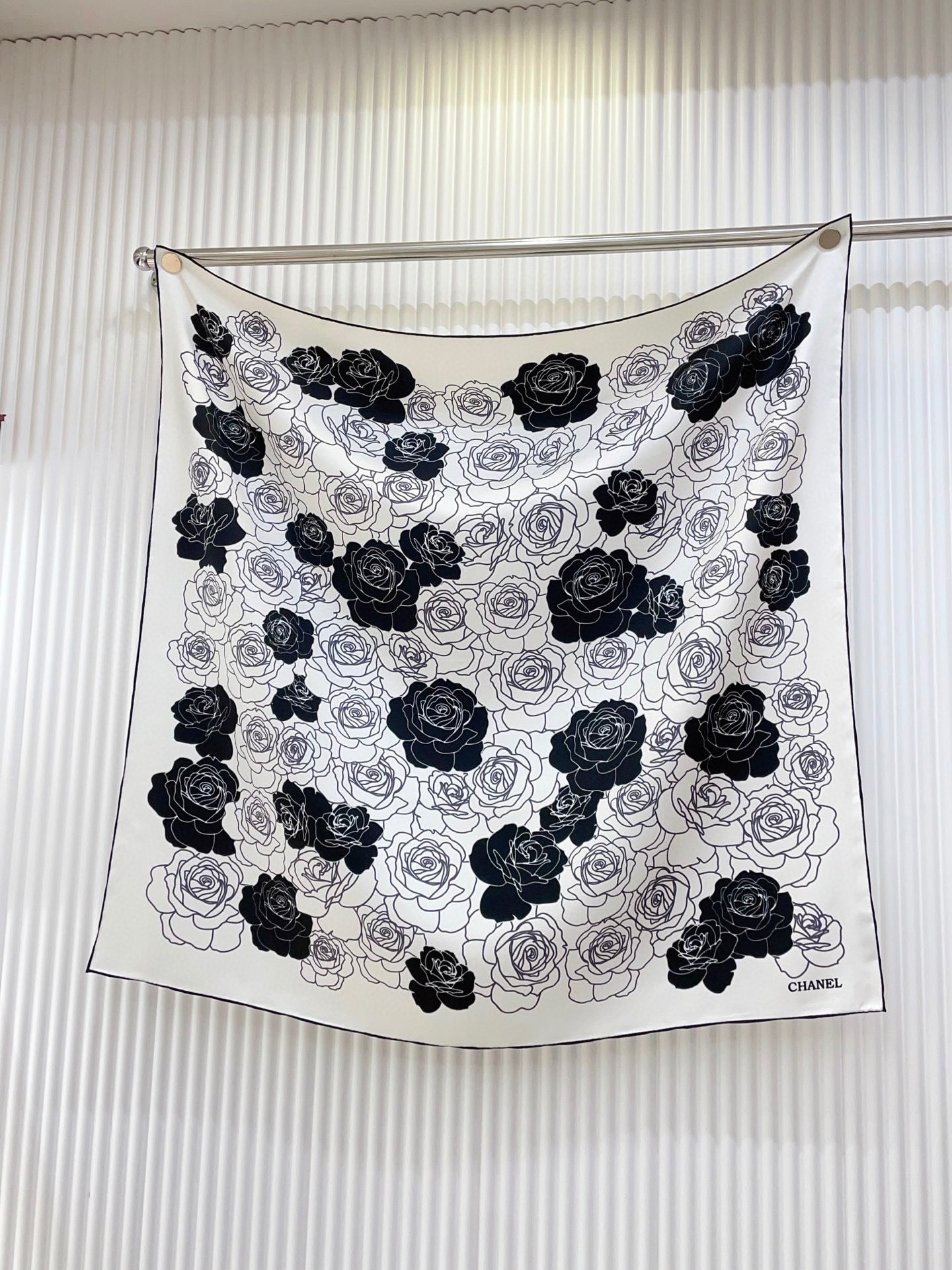 ✨✨【16姆米 单面】新款小香‼️美翻了流泪最新御用殿堂级极品‼️经典元素图案设计风格❗️美丽至极 真的