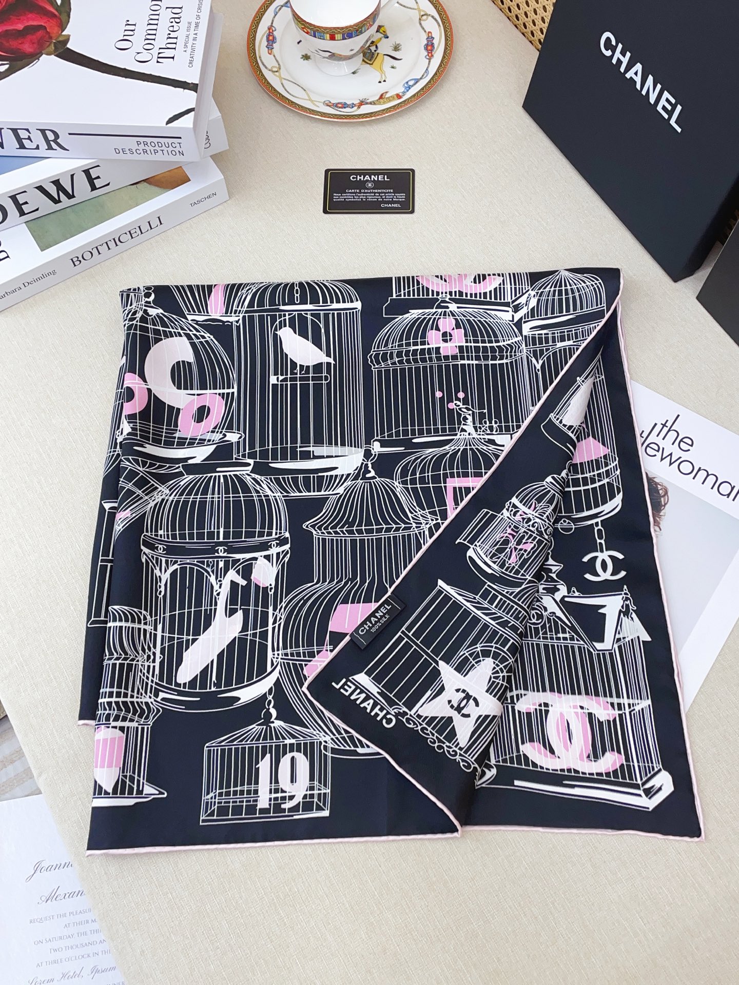 ✨✨【18姆米 双面同色】新款小香【创意鸟笼】‼️美翻了[流泪]御用殿堂级极品‼️经典元素图案设计风格❗