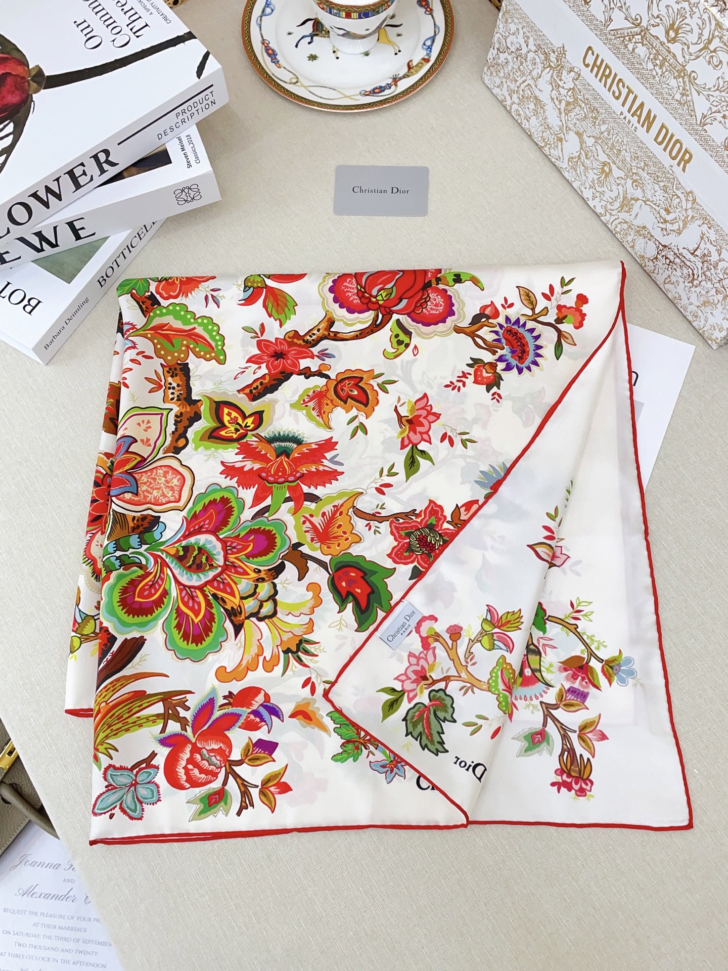 ✨✨【16姆米 单面】高级感爆棚❗️CD【花卉印花 90】高级时髦风‼️配色非常考究，图案匠心，上身简直