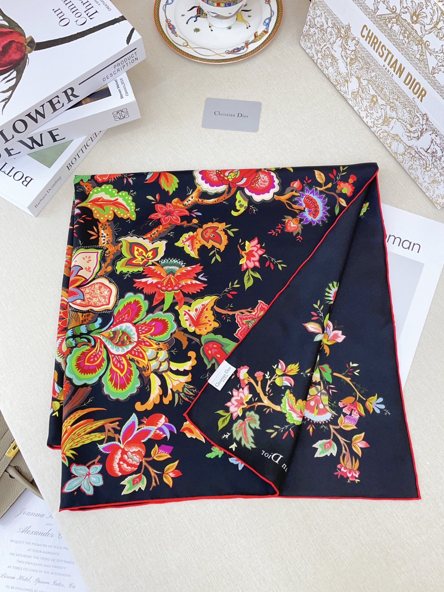 ✨✨【16姆米 单面】高级感爆棚❗️CD【花卉印花 90】高级时髦风‼️配色非常考究，图案匠心，上身简直