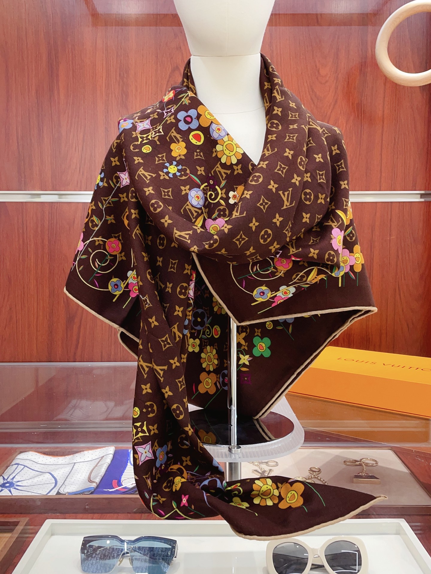 NO:338058,[Double-sided and same color silk wool style] L-home cashmere new style. It is recommended to buy it. Double-sided and same color cashmere square scarf. Donkey ZG hits three-dimensional presentation pattern and pattern. The real product is extremely high. Special craftsmanship is stunningly developed and developed. Special cutting-edge technology is loved by Bai Fumei. Whether it is the quality, style, price, they scream. Super high cost performance. It is definitely worth buying. Size 140cm*140cm, 70 cashmere silk high-version scarf, high-version scarf, louis vuitton, louis vuitton, louis vuitton, louis vuitton, real silk.19860909【双面同色 丝毛款】L家羊绒新款 买了都说好看推荐双面同色羊绒方巾驴家ZG爆款立体呈现图案纹路实物档次极高特殊工艺高端研发惊艳问世特殊尖端工艺处理受到白富美的喜欢 无论是品质 款式 价格都令大牌控的她们尖叫 超高性价比 绝对值得入手尺寸140cm*140cm,70羊绒真丝高版本围巾,高版本围巾,louis vuitton,louis vuitton,louis vuitton,real silk,scarf