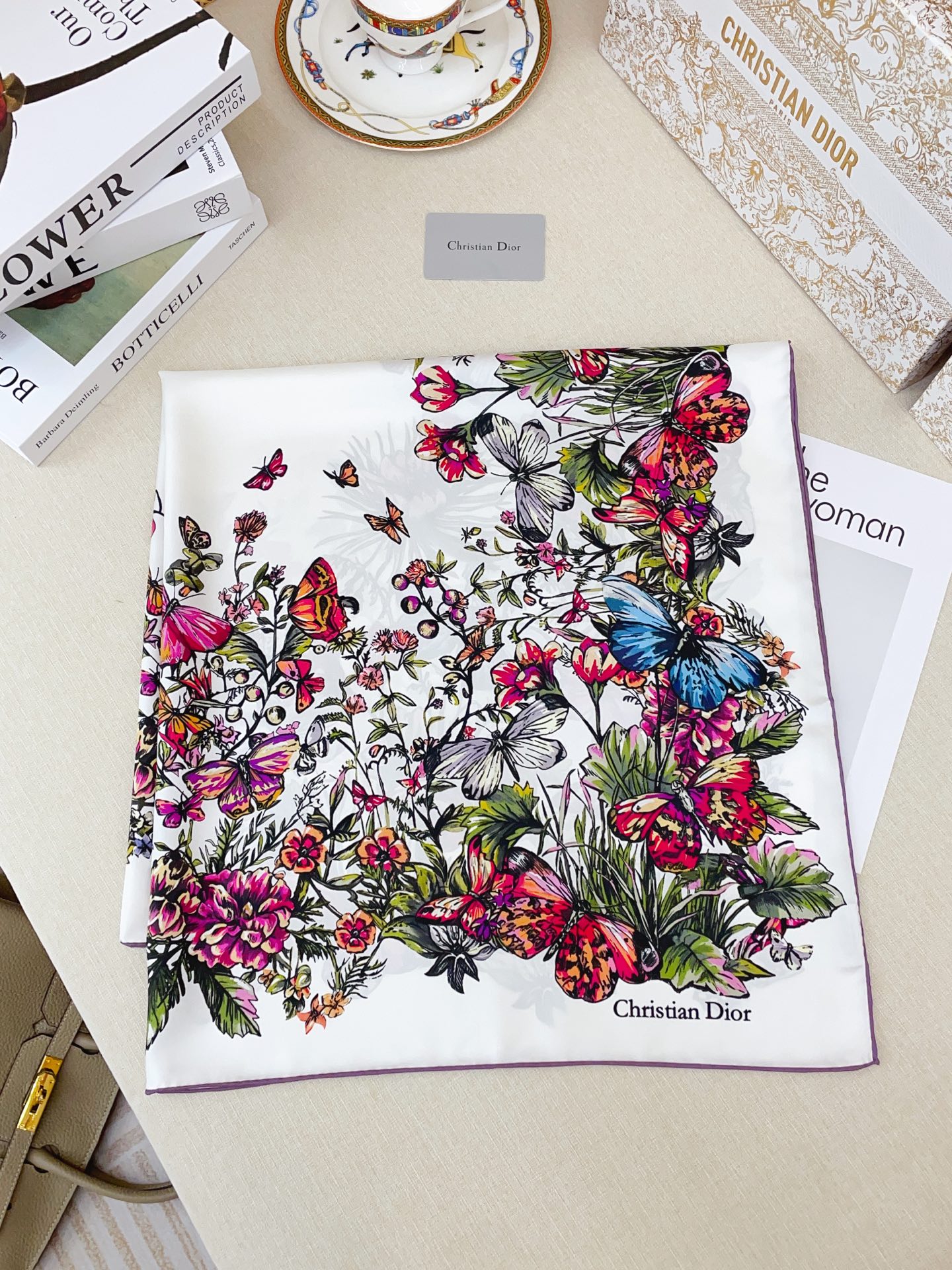 ✨✨【16姆米 单面】高级感爆棚❗️CD【花卉印花 90】高级时髦风‼️配色非常考究，图案匠心，上身简直