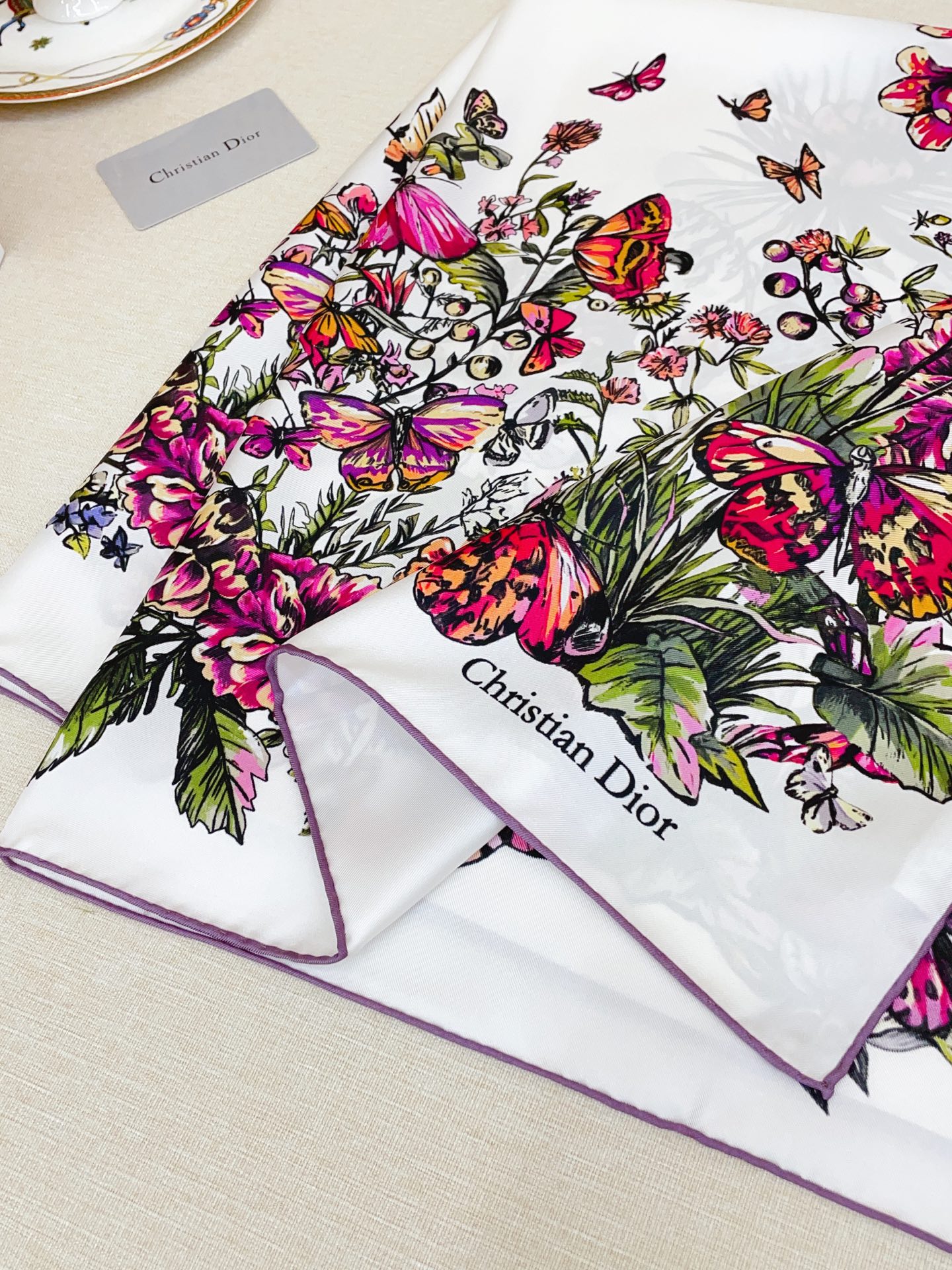 ✨✨【16姆米 单面】高级感爆棚❗️CD【花卉印花 90】高级时髦风‼️配色非常考究，图案匠心，上身简直