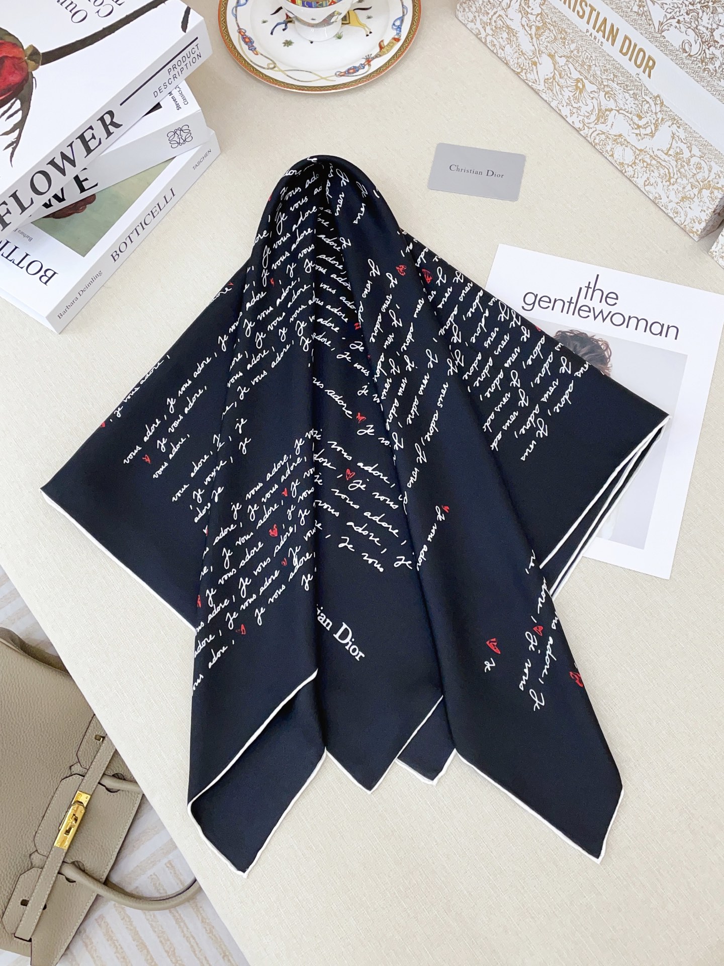 ✨✨【16姆米 单面】高级感爆棚❗️CD【爱心字母 90】高级时髦风‼️配色非常考究，图案匠心，上身简直