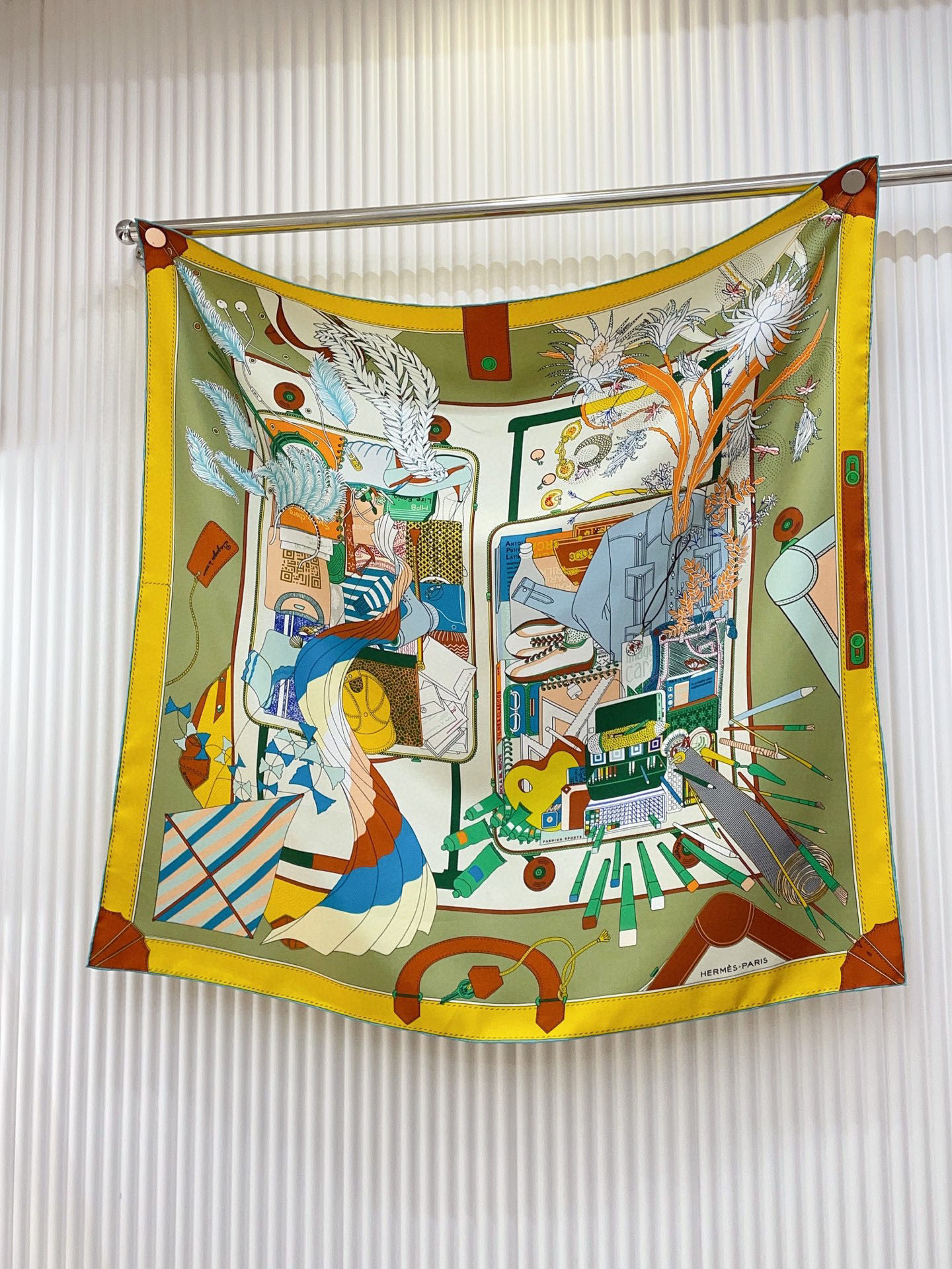 ✨✨【18姆米 双面同色】H**S真丝新款🆕👏👏买了都说好看‼️推荐💕【手提行李90】真丝方巾，顶级工艺