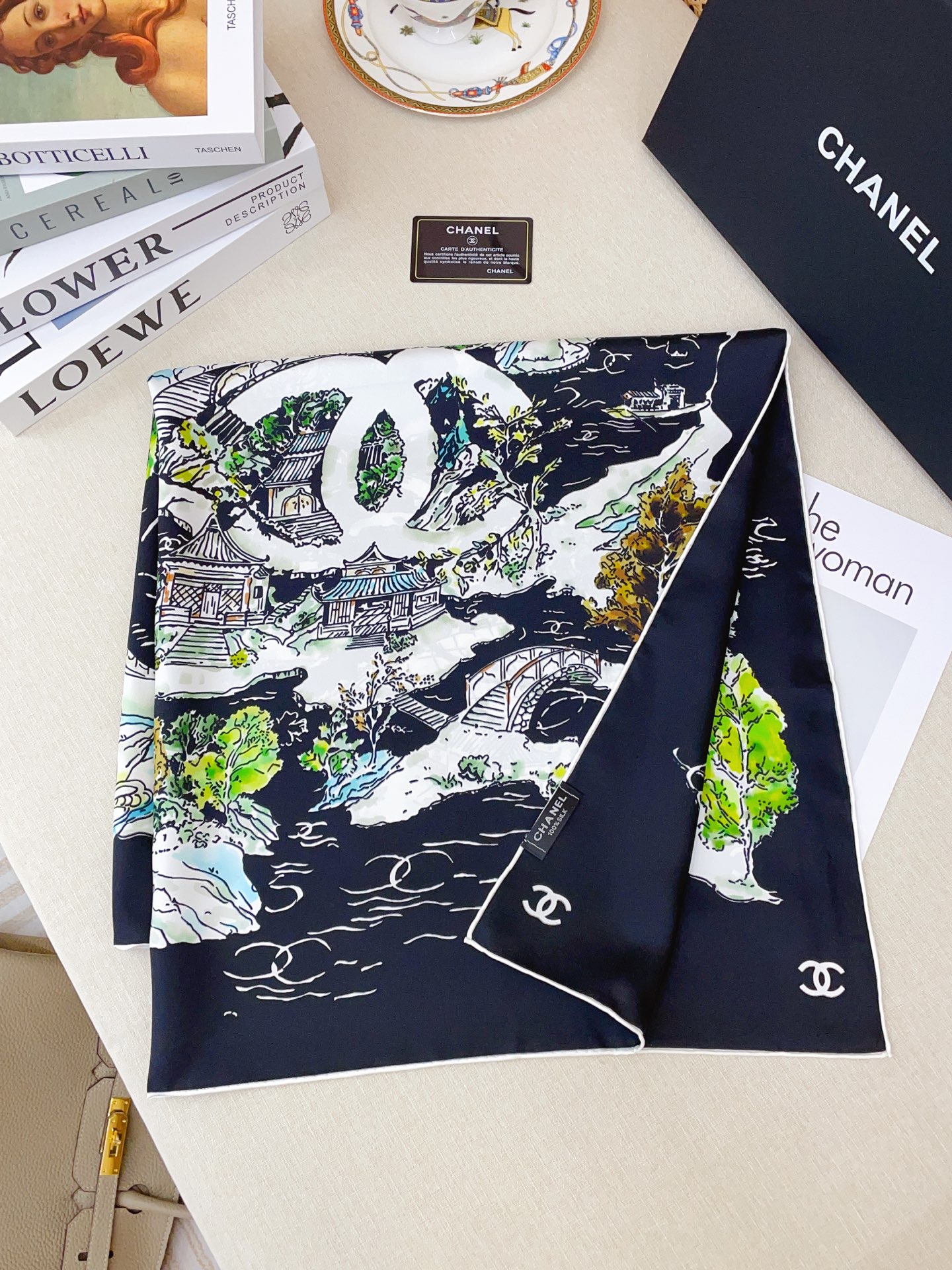 ✨✨【18姆米 双面同色】新款小香‼️美翻了流泪最新御用殿堂级极品‼️经典元素图案设计风格❗️美丽至极 