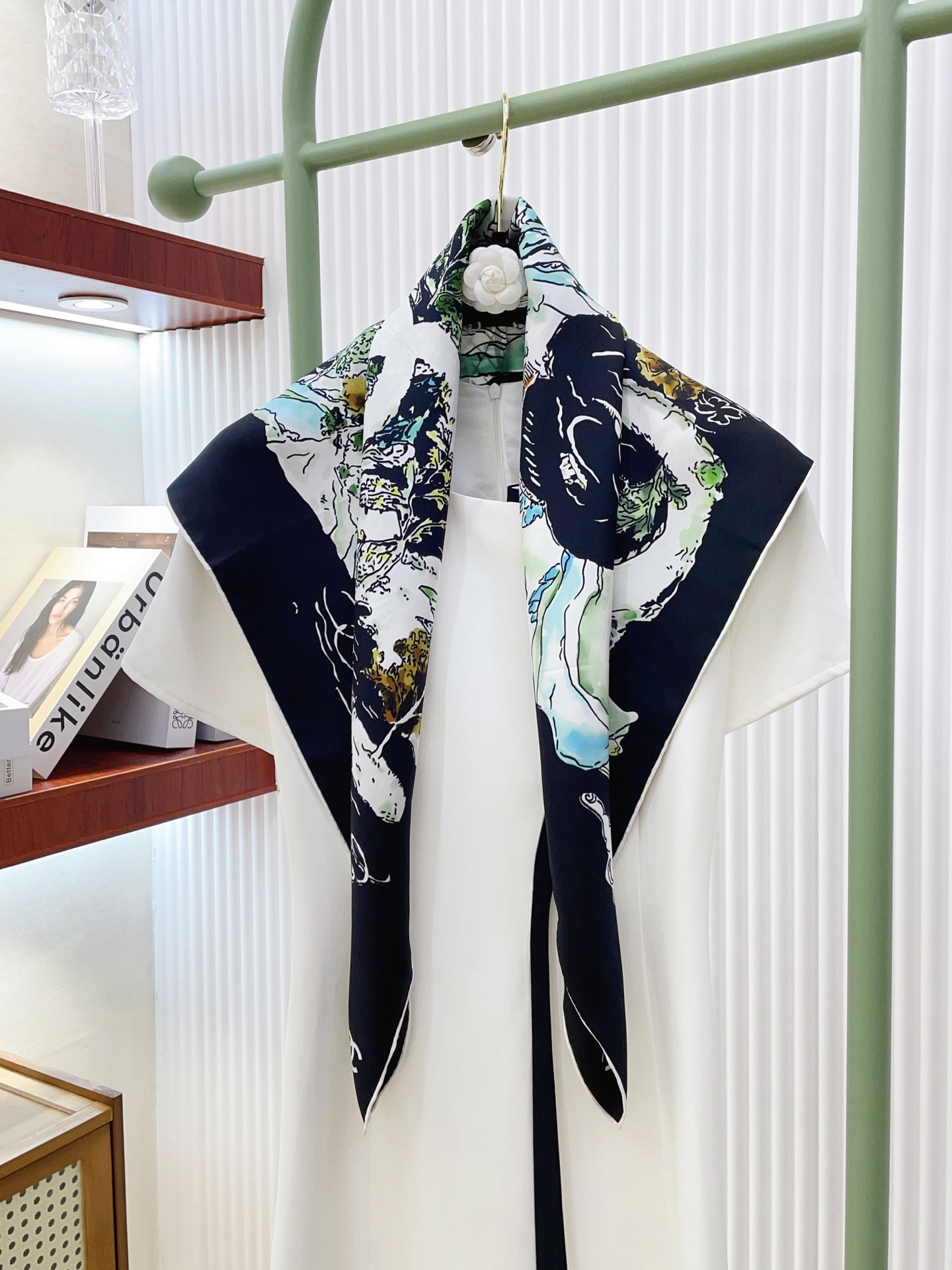 ✨✨【18姆米 双面同色】新款小香‼️美翻了流泪最新御用殿堂级极品‼️经典元素图案设计风格❗️美丽至极 