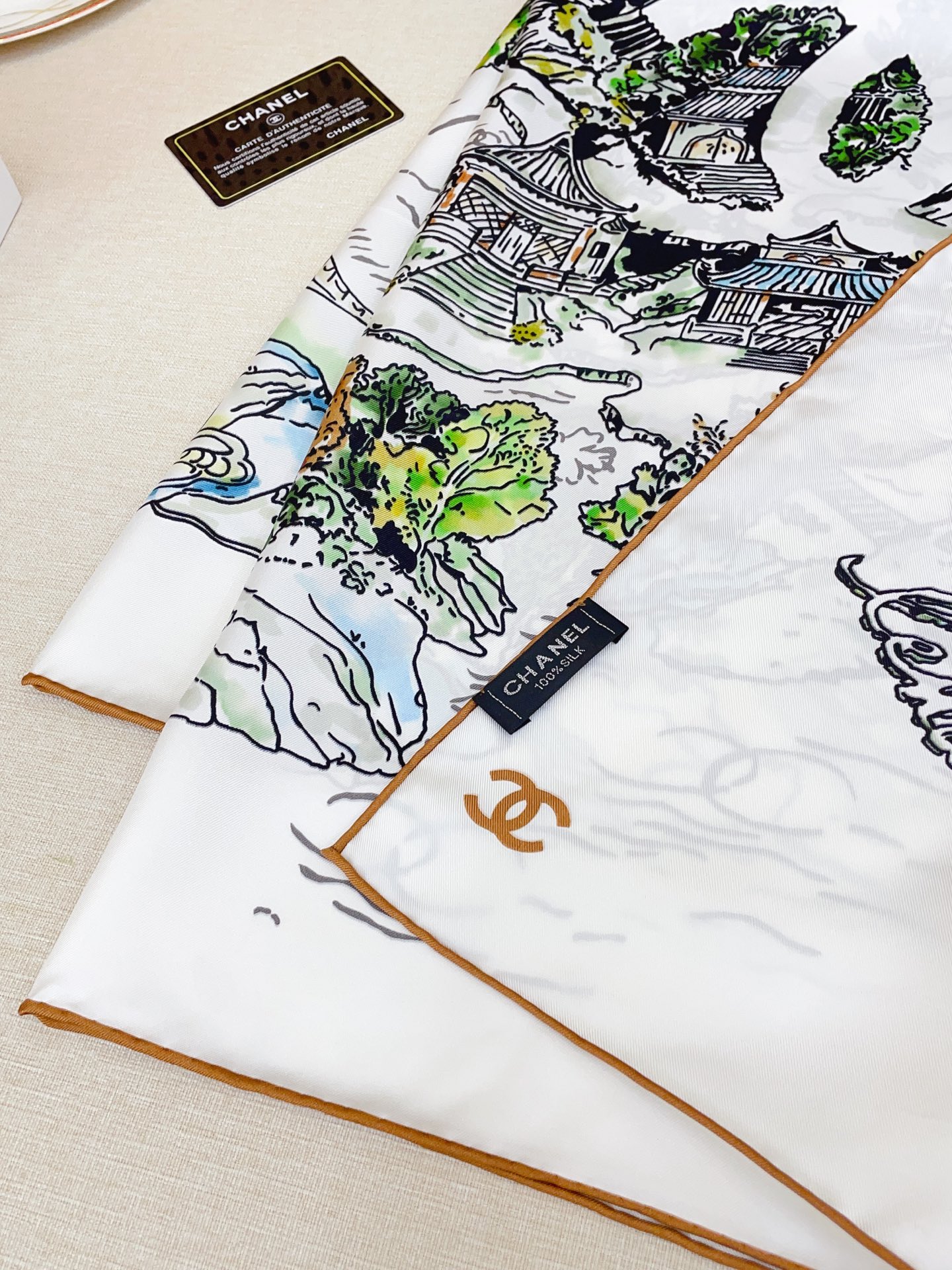 ✨✨【18姆米 双面同色】新款小香‼️美翻了流泪最新御用殿堂级极品‼️经典元素图案设计风格❗️美丽至极 