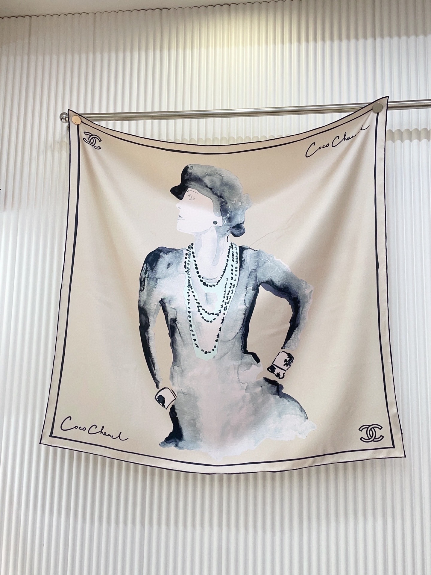 ✨✨【16姆米 单面】新款小香‼️美翻了流泪最新御用殿堂级极品‼️经典元素图案设计风格❗️美丽至极 真的