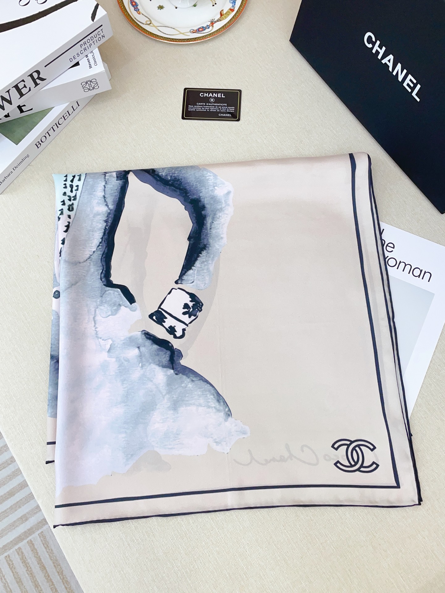 ✨✨【16姆米 单面】新款小香‼️美翻了流泪最新御用殿堂级极品‼️经典元素图案设计风格❗️美丽至极 真的